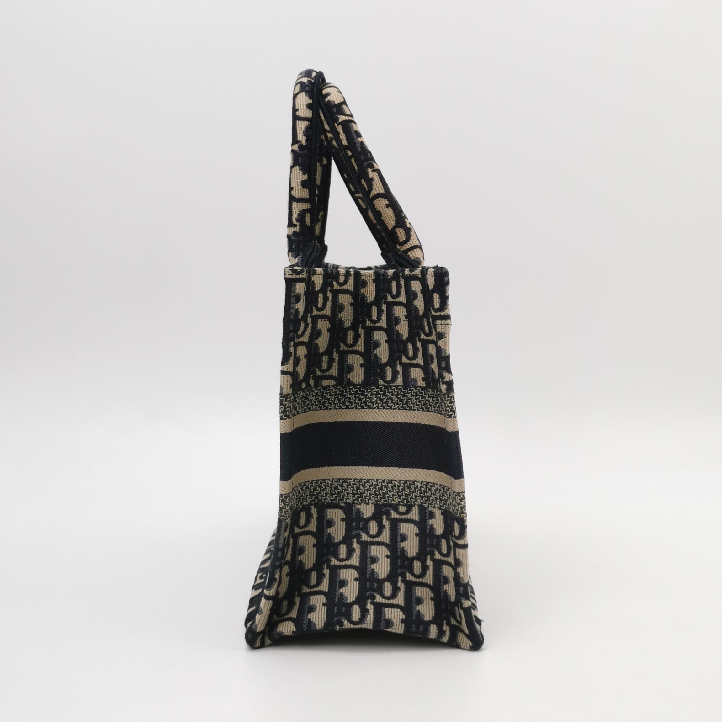 Dior Dior Women os Tote Bags Size ONE SIZE - 3 Thumbnail