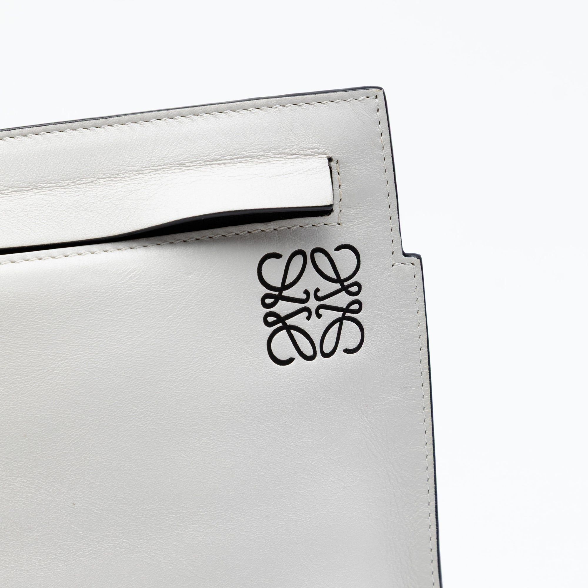Loewe Leather Anagram T Pouch Size ONE SIZE - 5 Thumbnail