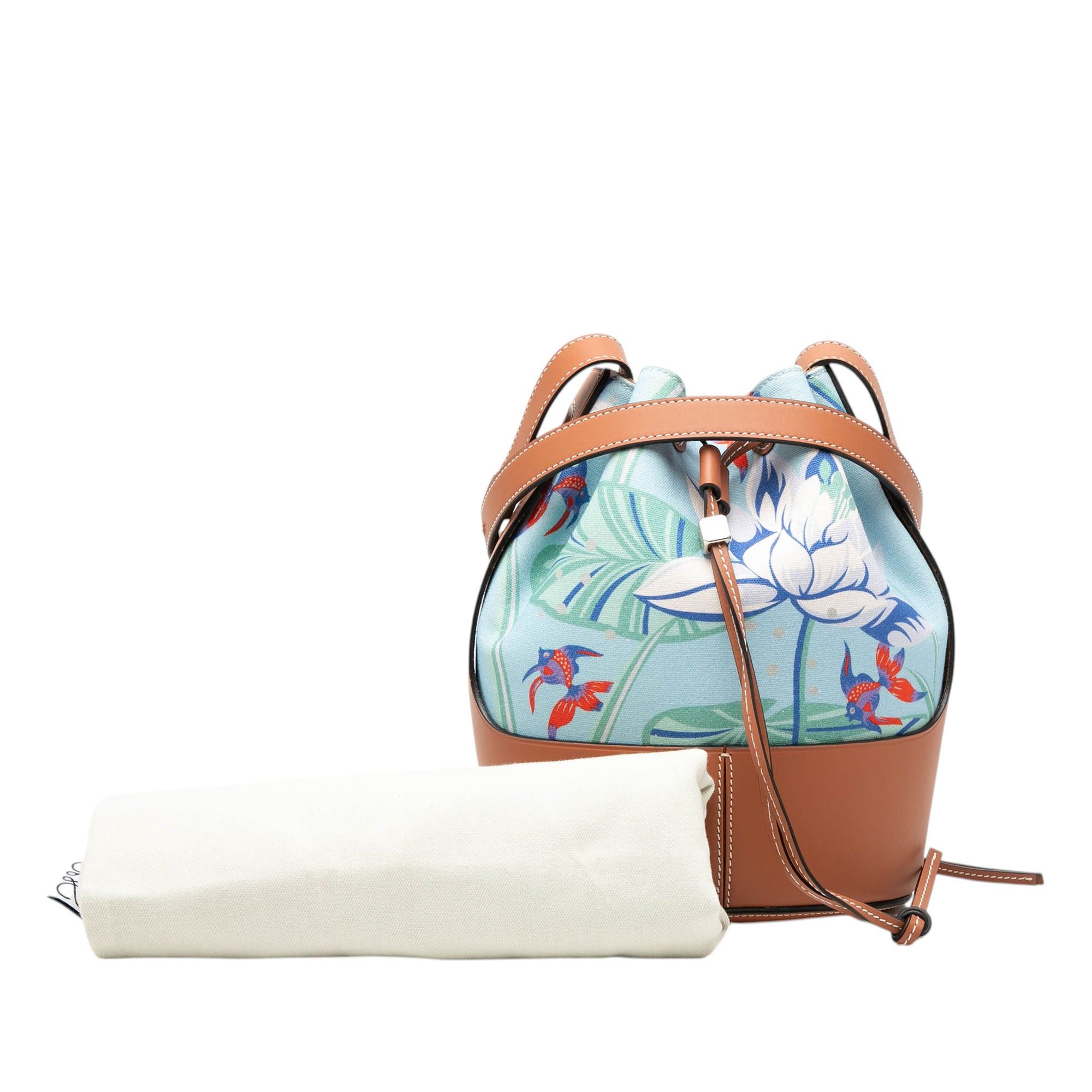 Loewe Paulas Ibiza Small Canvas Balloon Bucket Bag Size ONE SIZE - 8 Thumbnail