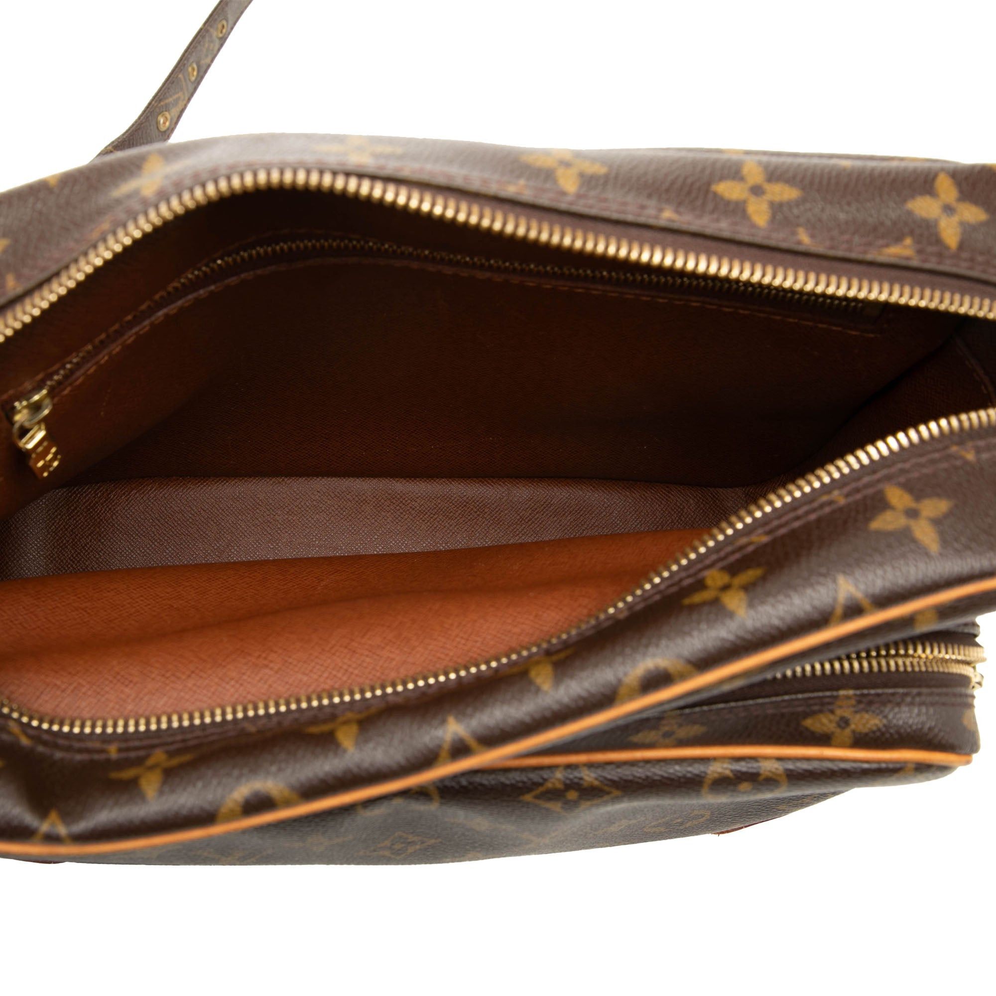Louis Vuitton Monogram Nil Crossbody Size ONE SIZE - 4 Thumbnail