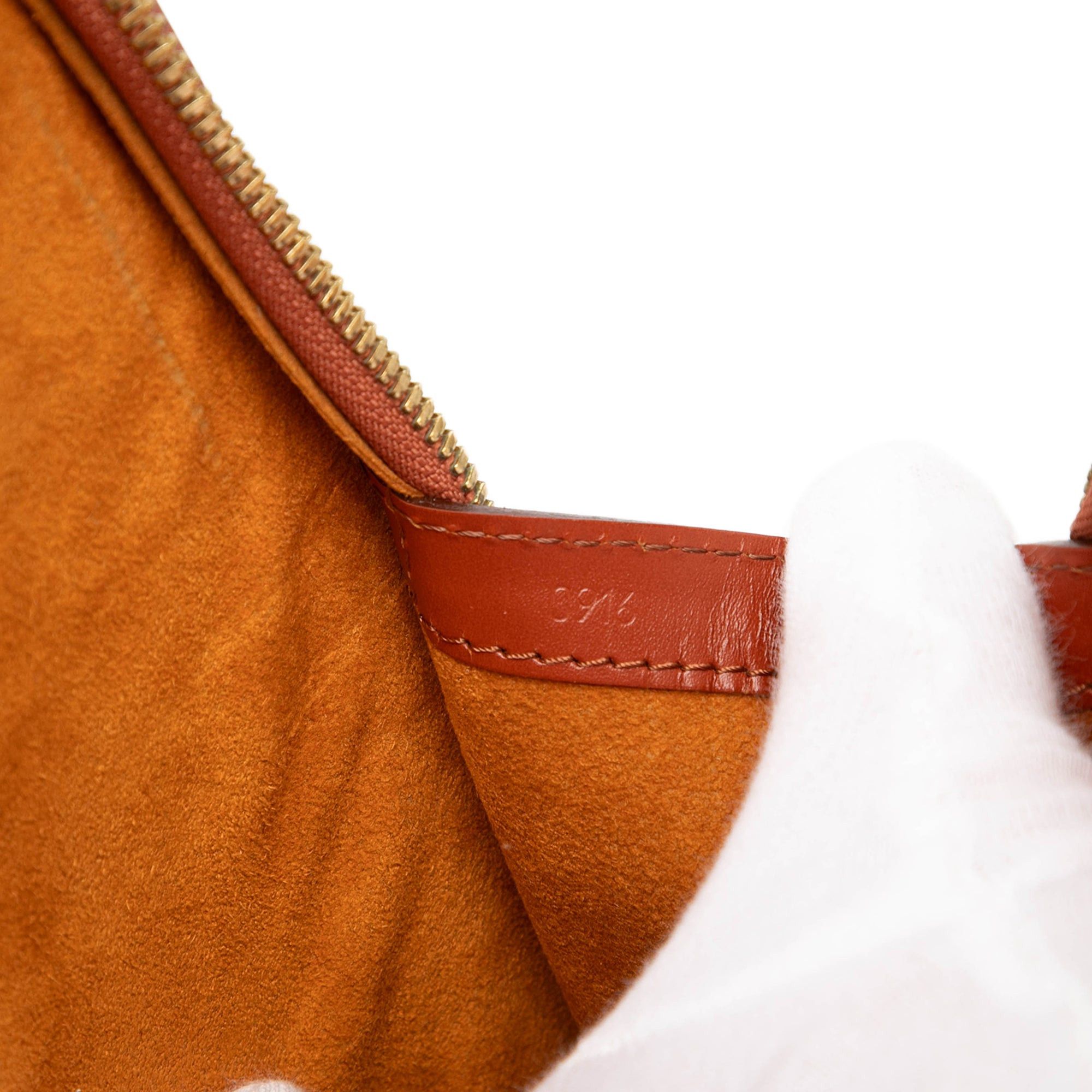 Louis Vuitton Epi Lussac Size ONE SIZE - 6 Thumbnail
