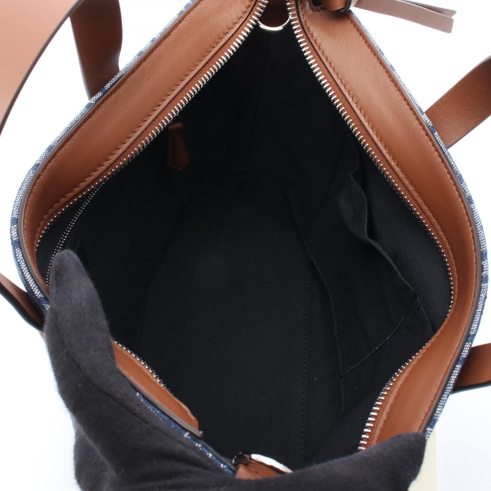 Fendi Fendi Fendi FF Shopping Bag Fabric Handbag Textile Handbag 7VA658AUGOF1SCG DUTY FREE for USA Size ONE SIZE - 3 Thumbnail