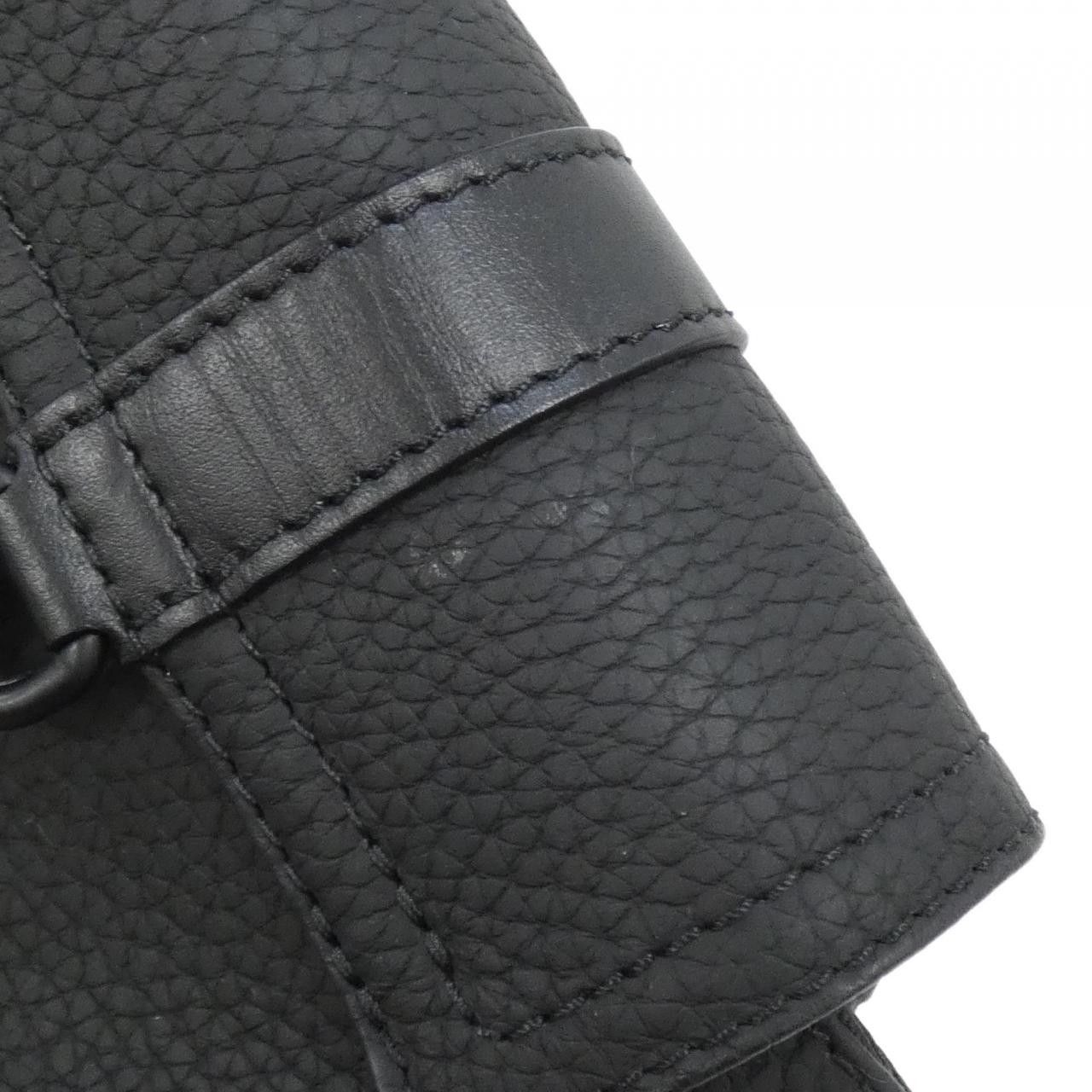 Louis Vuitton Louis Vuitton Louis Vuitton Christopher XS Calf Shoulder Bag Leather Shoulder Bag M58495 DUTY FREE for USA Size ONE SIZE - 5 Thumbnail