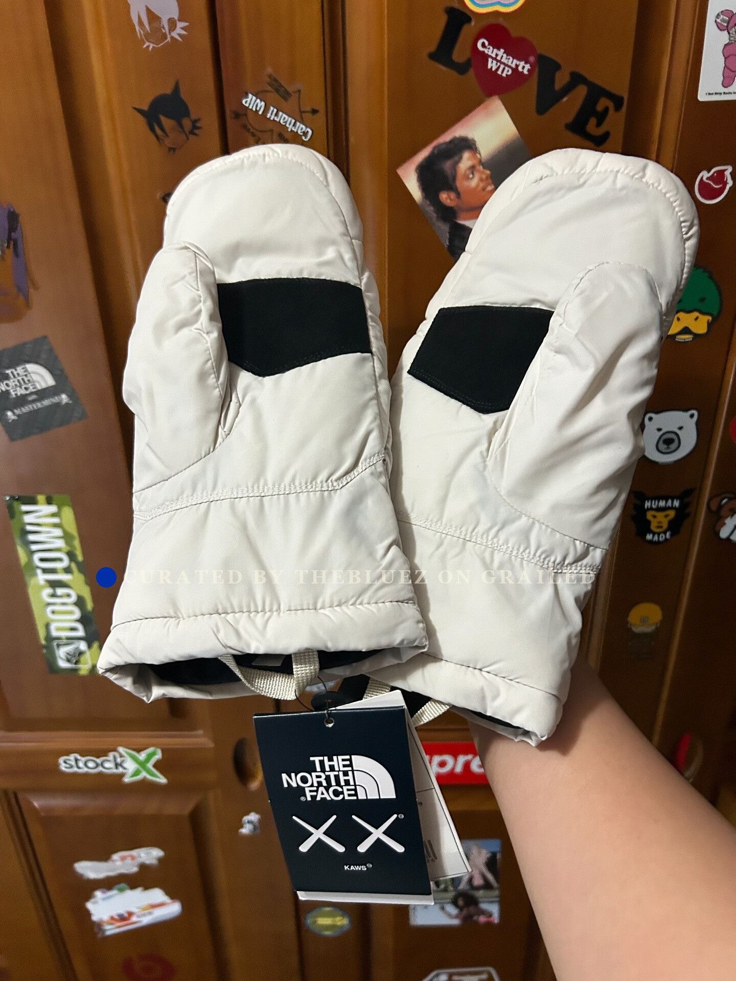 The North Face KAWS x The North Face Gloves Size ONE SIZE - 2 Thumbnail