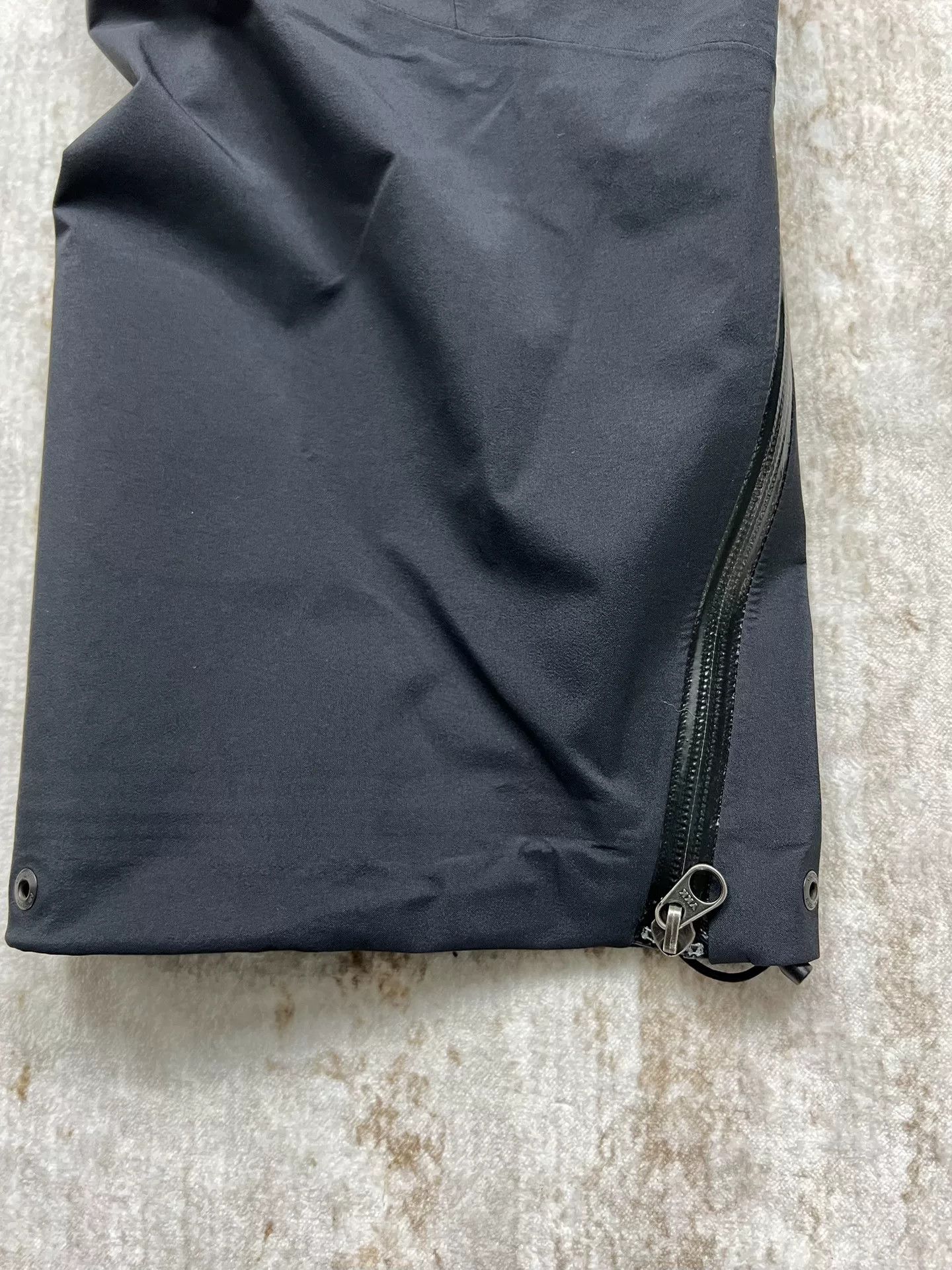 Arc'teryx Arc'teryx Beta Hard Shell Pants Size US 32 / EU 48 - 6 Thumbnail