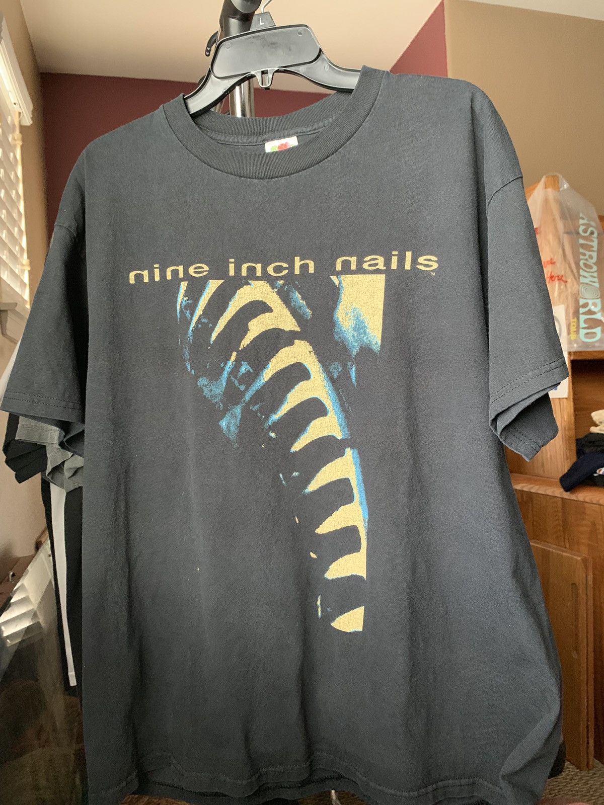 Vintage Vintage Nine Inch Nails Travis Scott Now i'm Nothing tee 