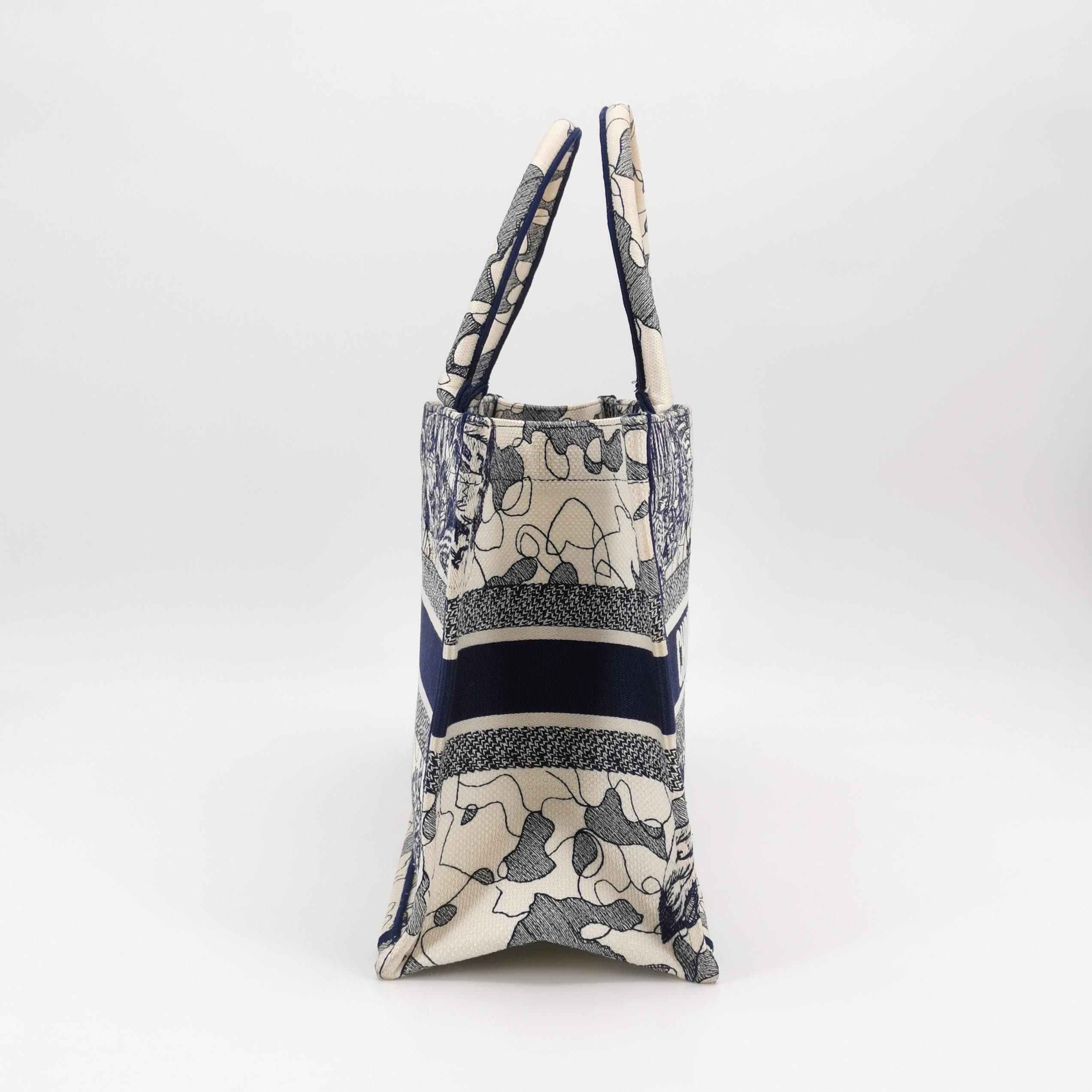 Dior Dior Women os Tote Bags Size ONE SIZE - 4 Thumbnail