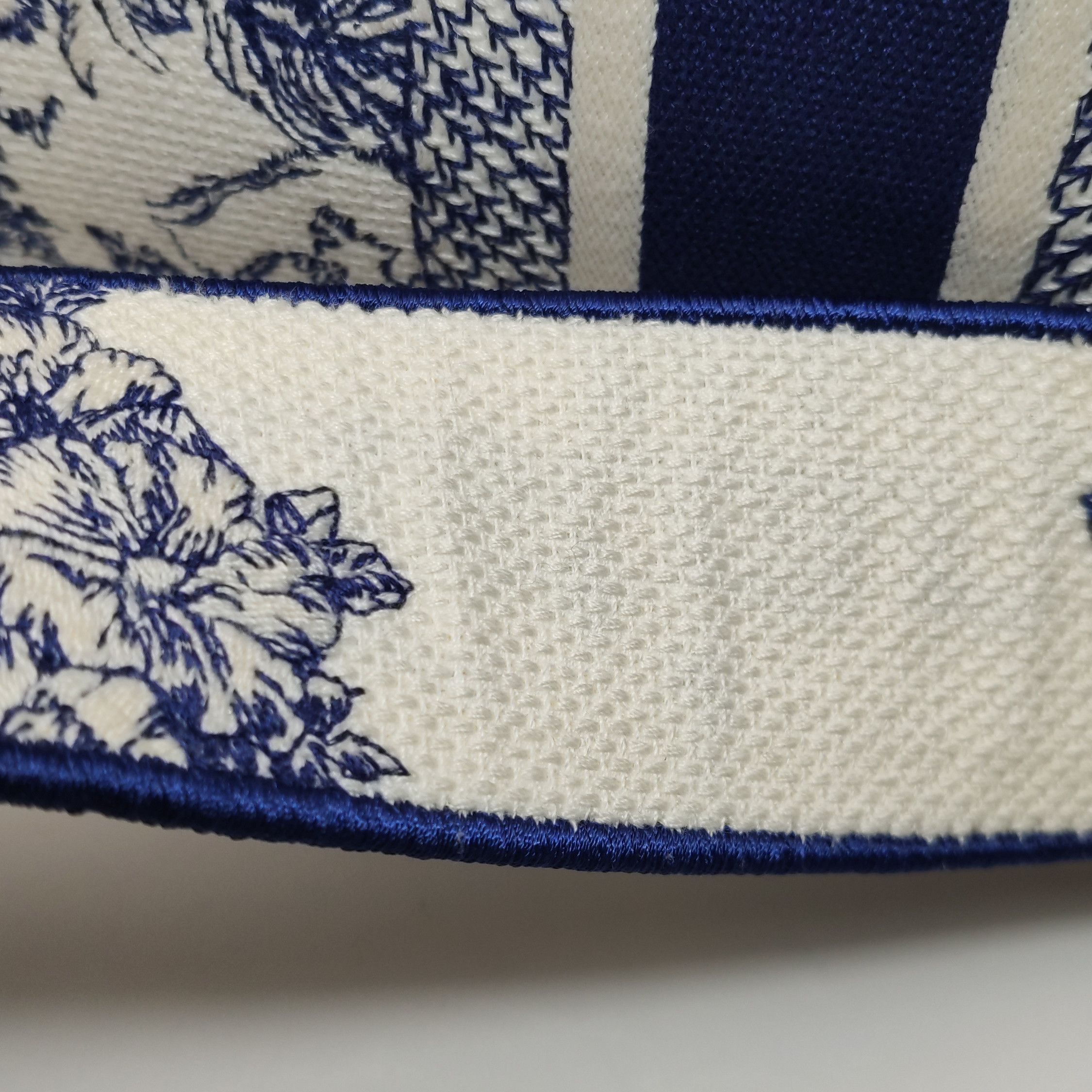 Dior Dior Women os Shoulder Bags Size ONE SIZE - 23 Thumbnail