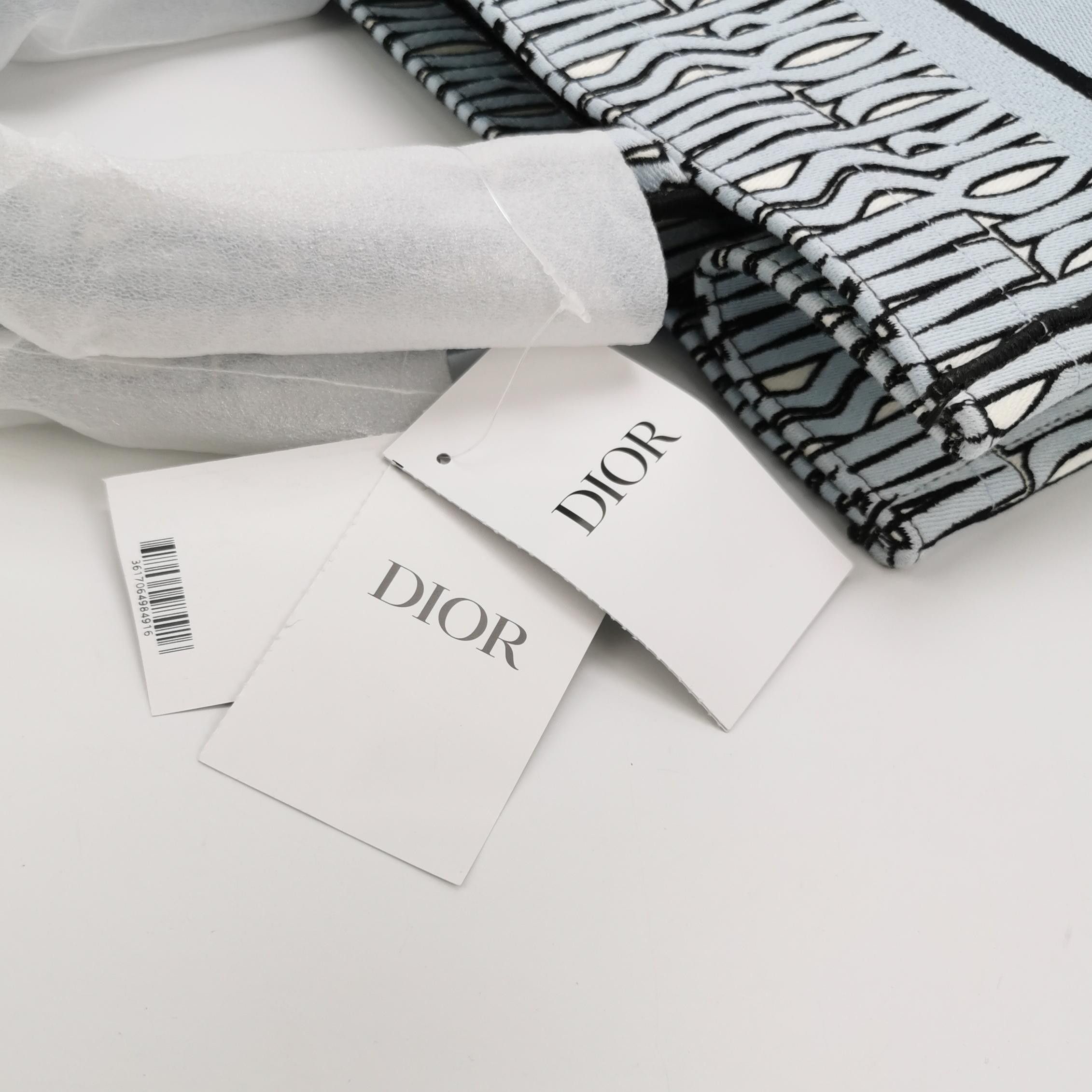 Dior Dior Women os Tote Bags Size ONE SIZE - 10 Thumbnail