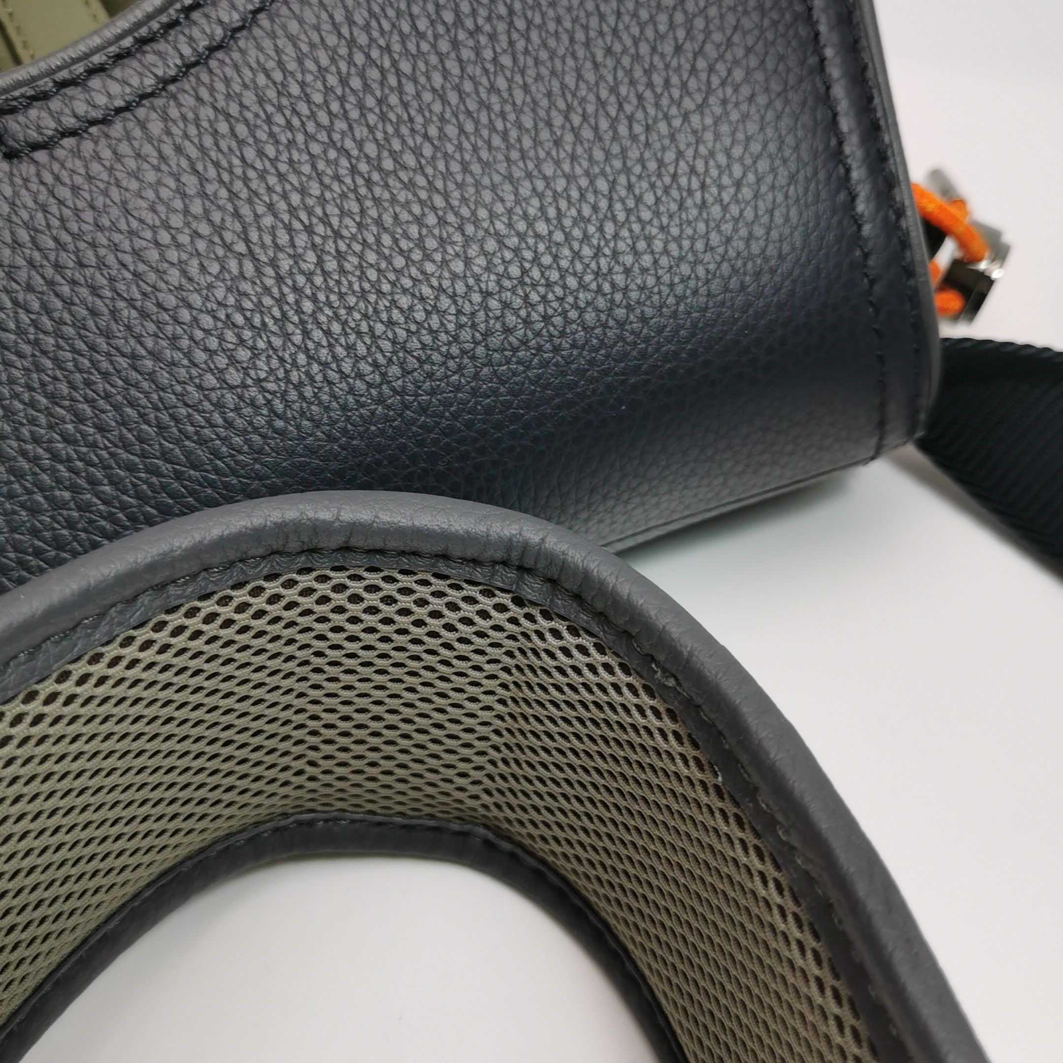 Dior Dior Women os Crossbody Bags Size ONE SIZE - 19 Thumbnail