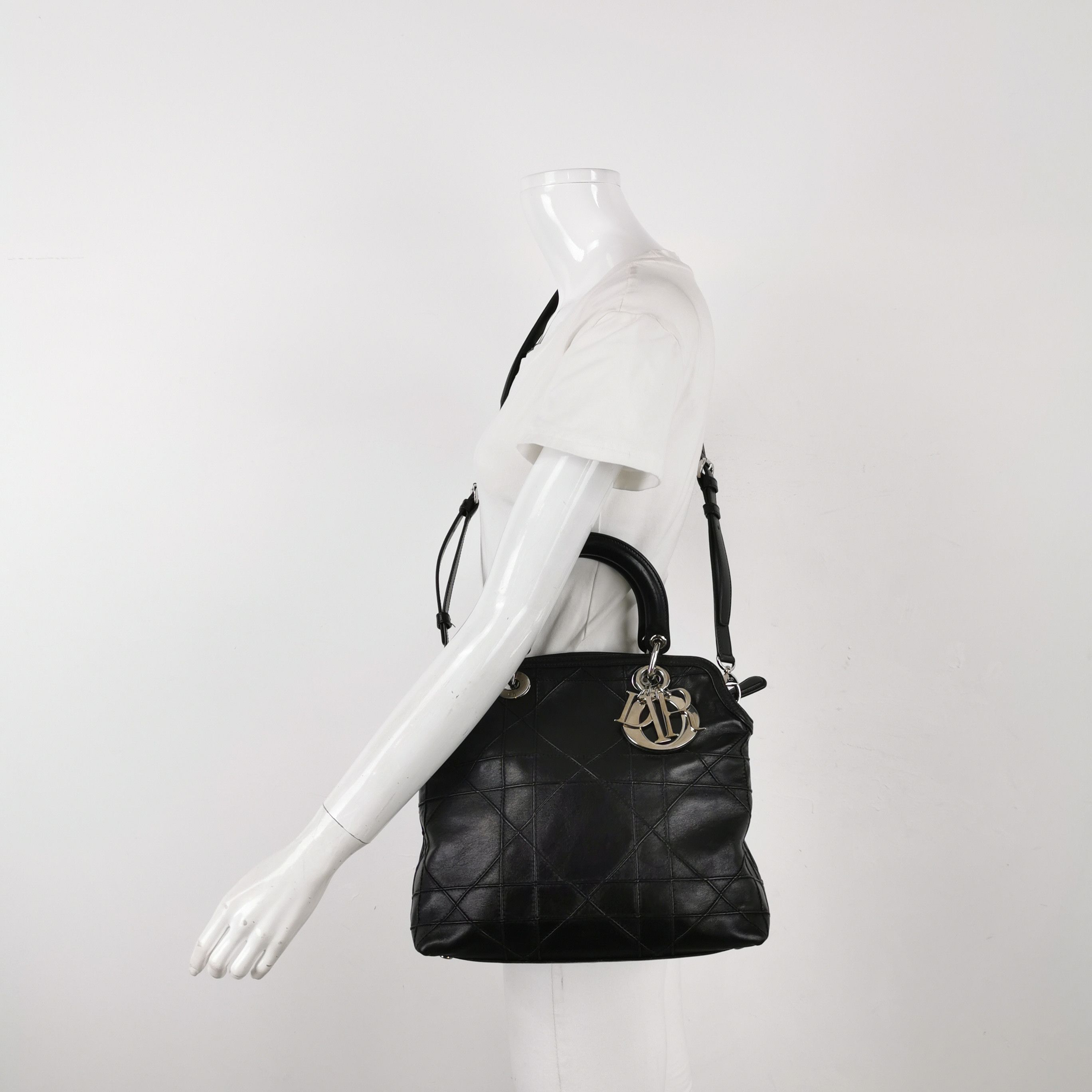 Dior Dior Women os Shoulder Bags Size ONE SIZE - 2 Thumbnail