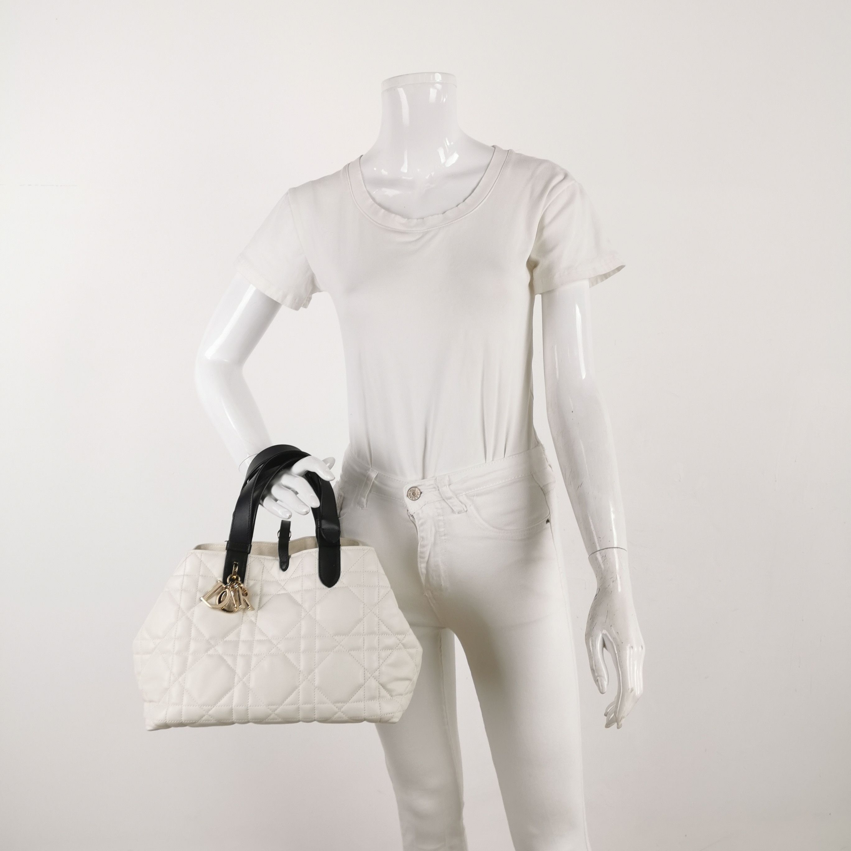 Dior Dior Women os Tote Bags Size ONE SIZE - 2 Thumbnail
