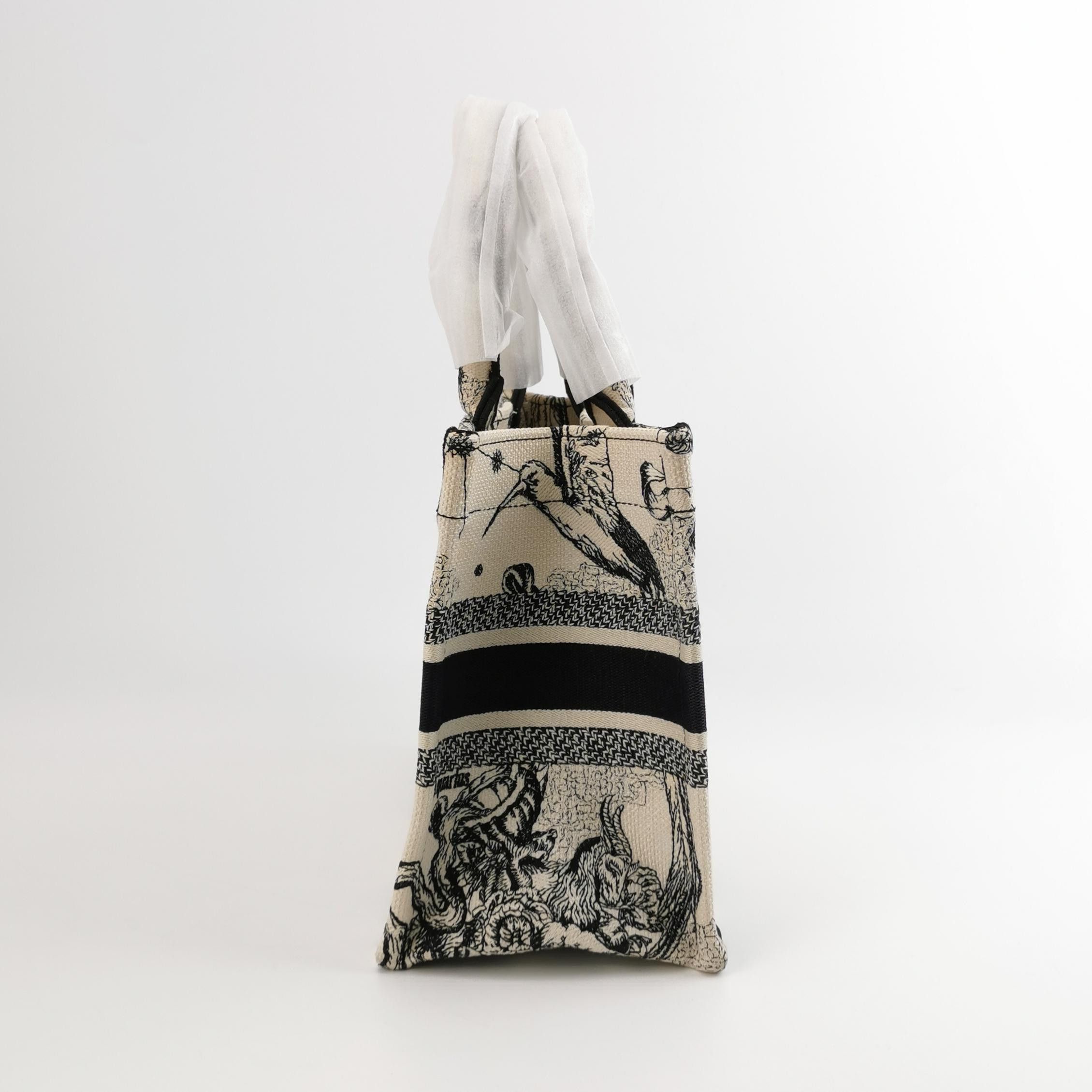 Dior Dior Women os Tote Bags Size ONE SIZE - 3 Thumbnail