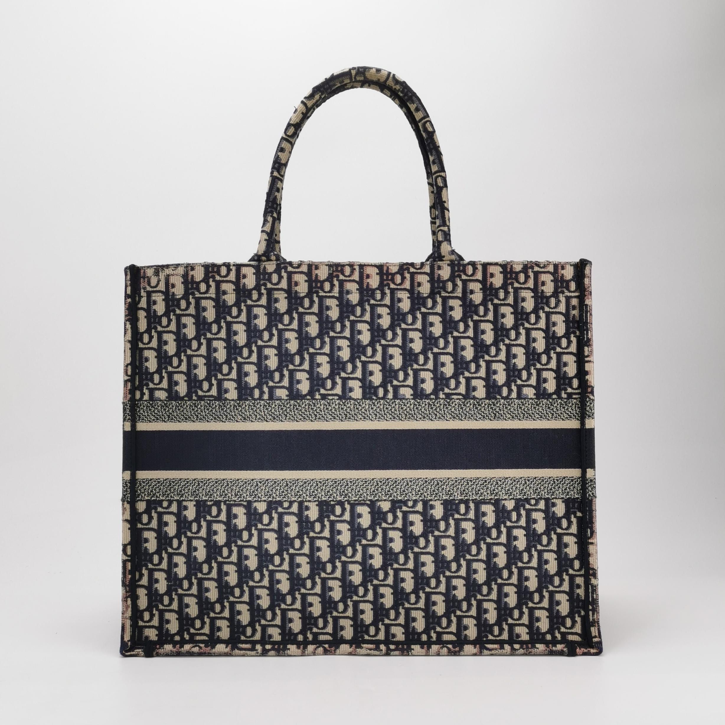 Dior Dior Women os Tote Bags Size ONE SIZE - 5 Thumbnail