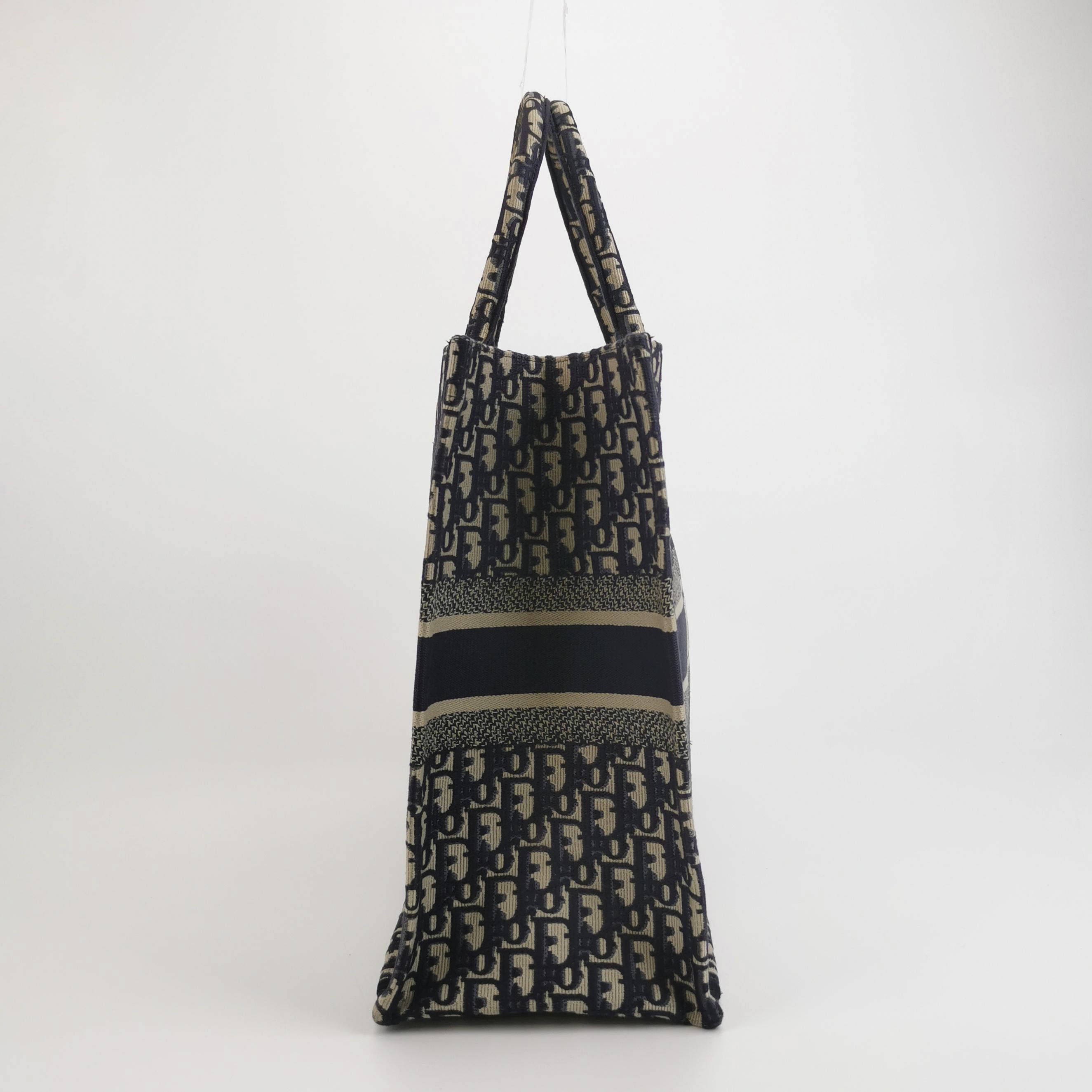 Dior Dior Women os Tote Bags Size ONE SIZE - 4 Thumbnail