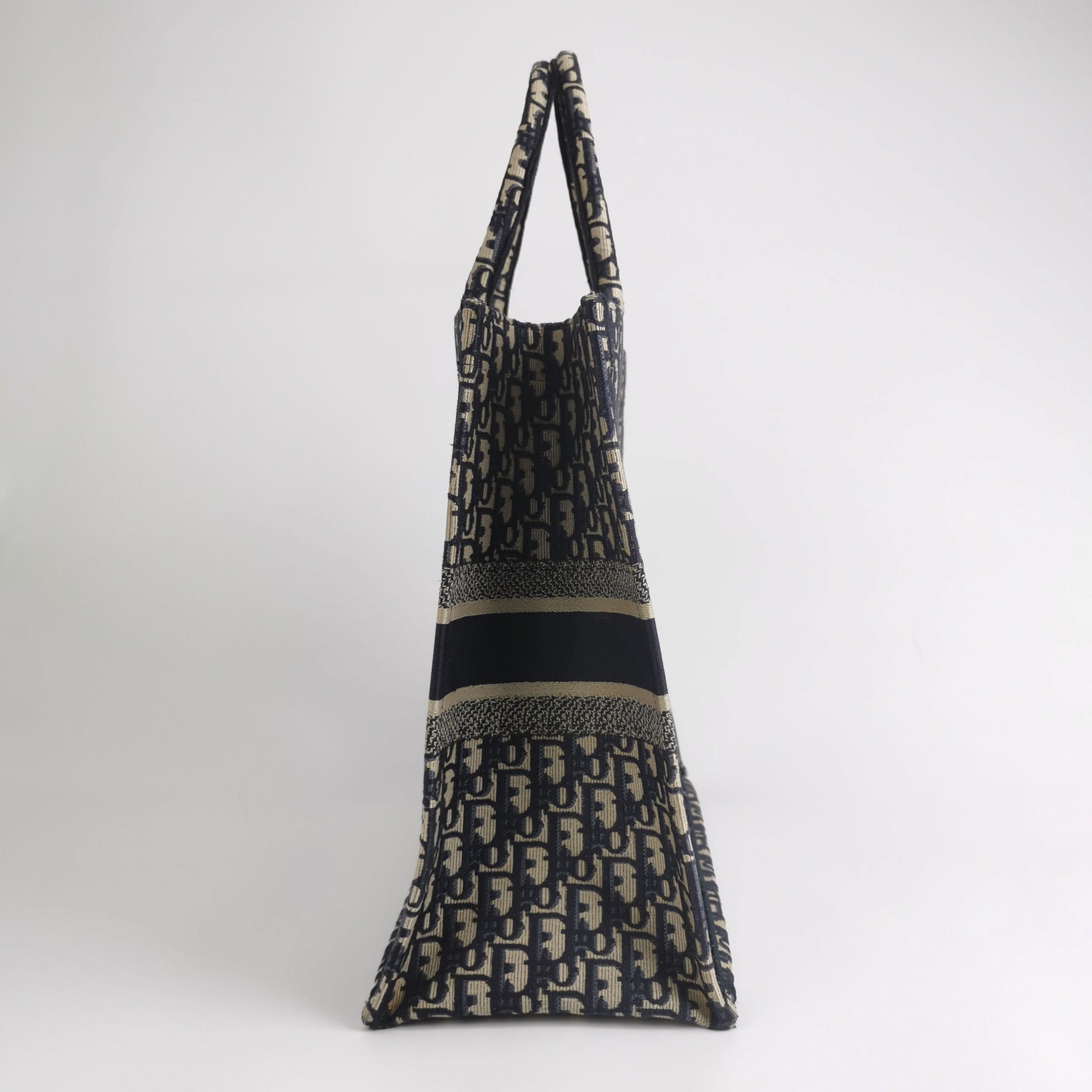 Dior Dior Women os Tote Bags Size ONE SIZE - 4 Thumbnail