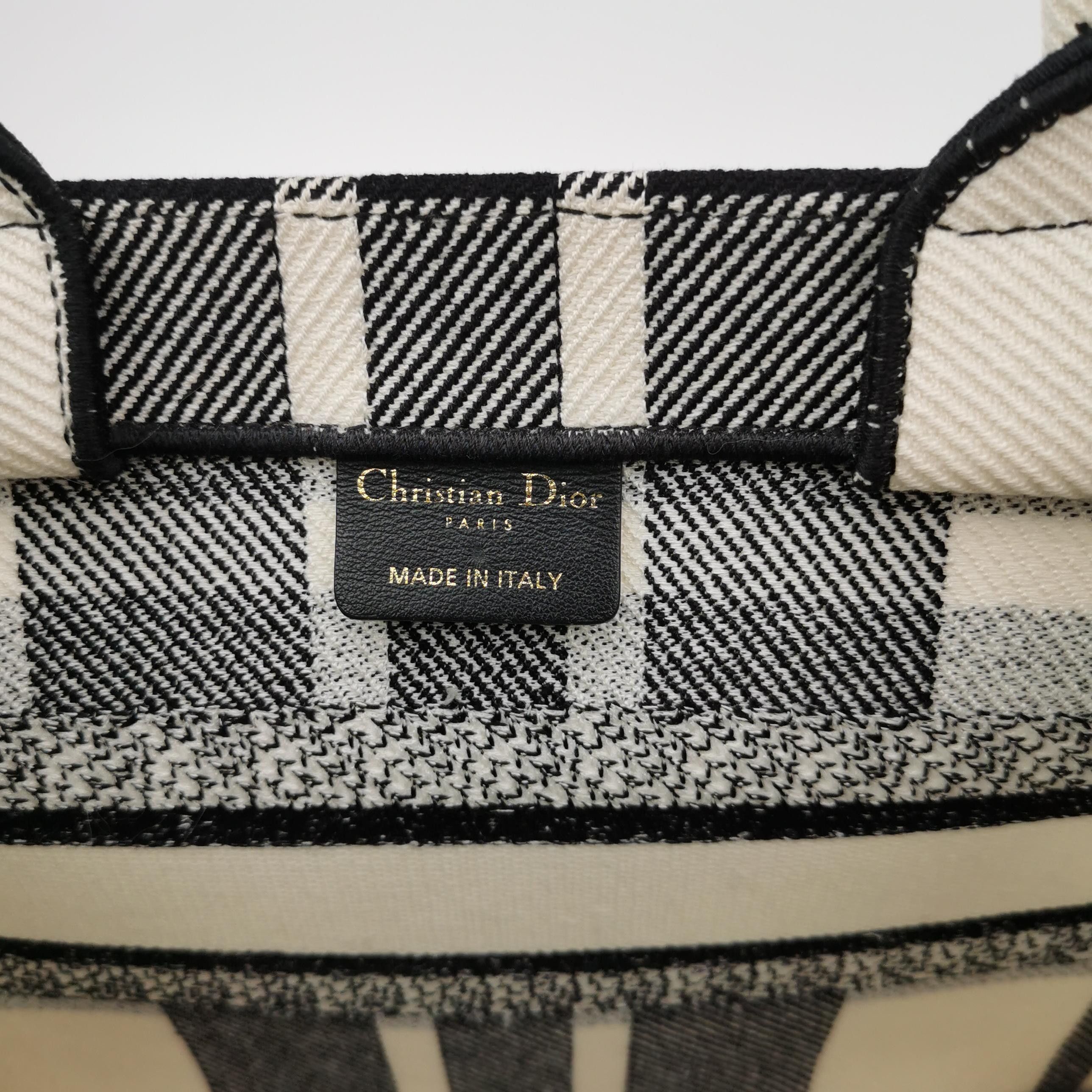Dior Dior Women os Tote Bags Size ONE SIZE - 8 Thumbnail