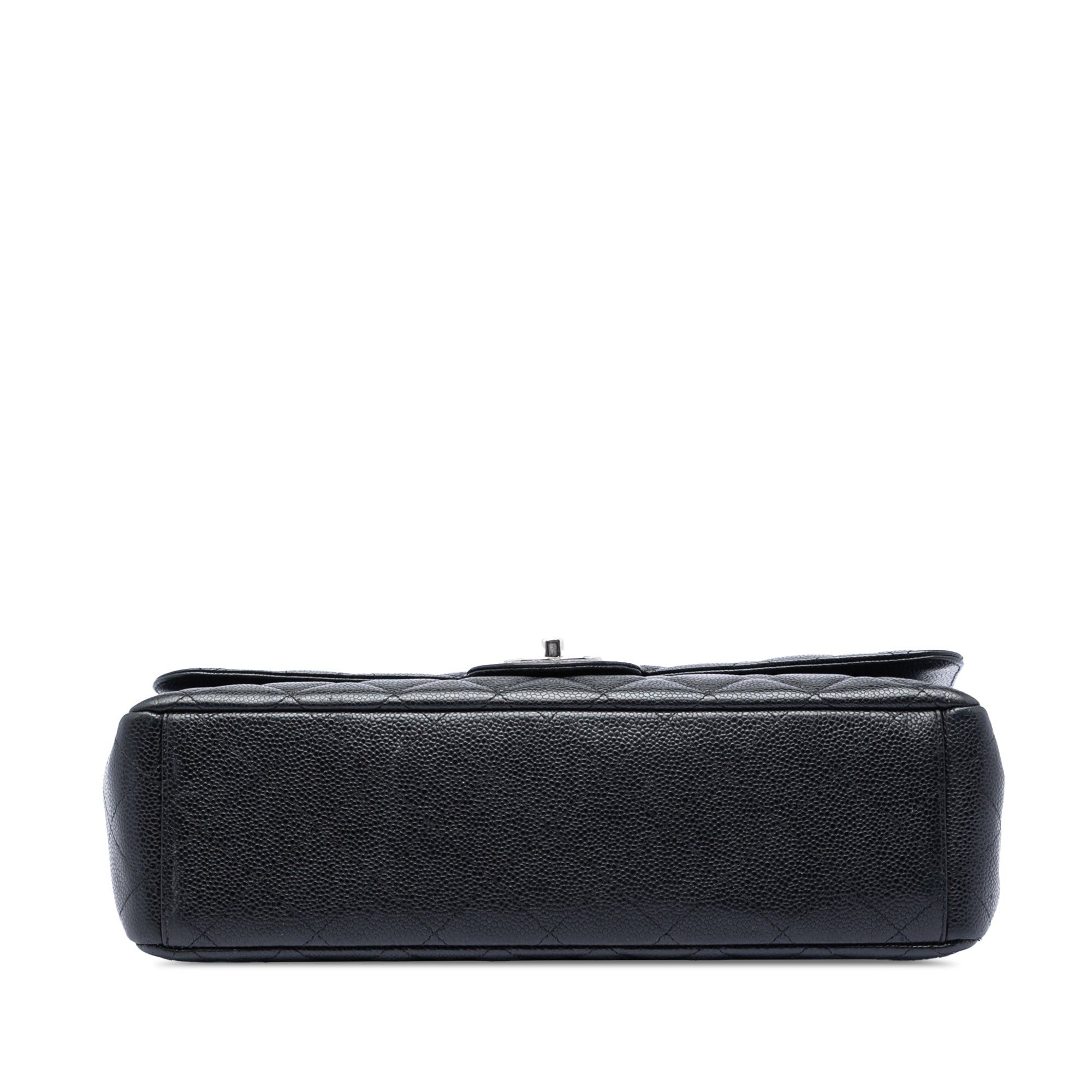 Chanel Maxi Classic Caviar Double Flap Size ONE SIZE - 3 Thumbnail