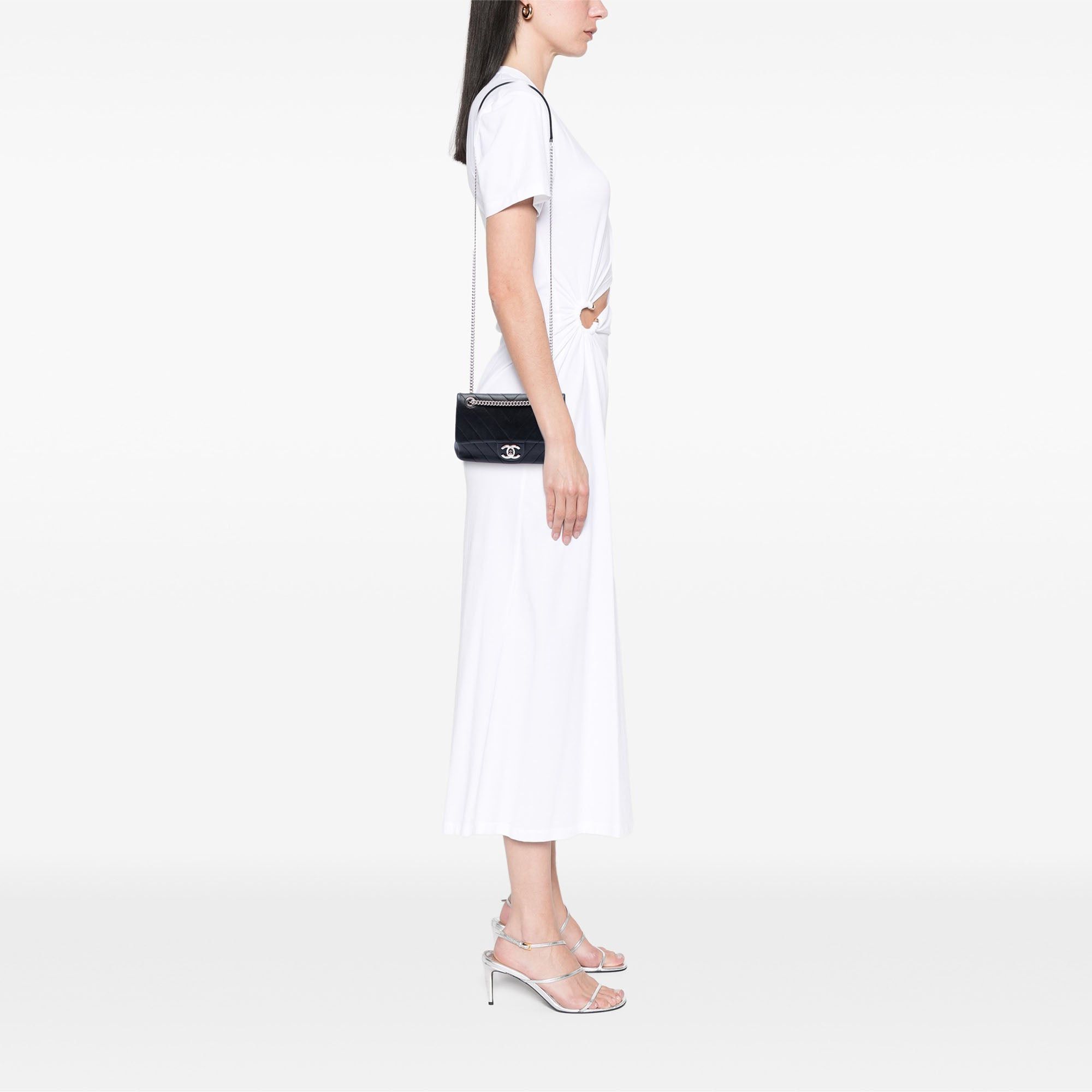 Chanel Mini CC Chevron Calfskin Single Flap Size ONE SIZE - 6 Thumbnail