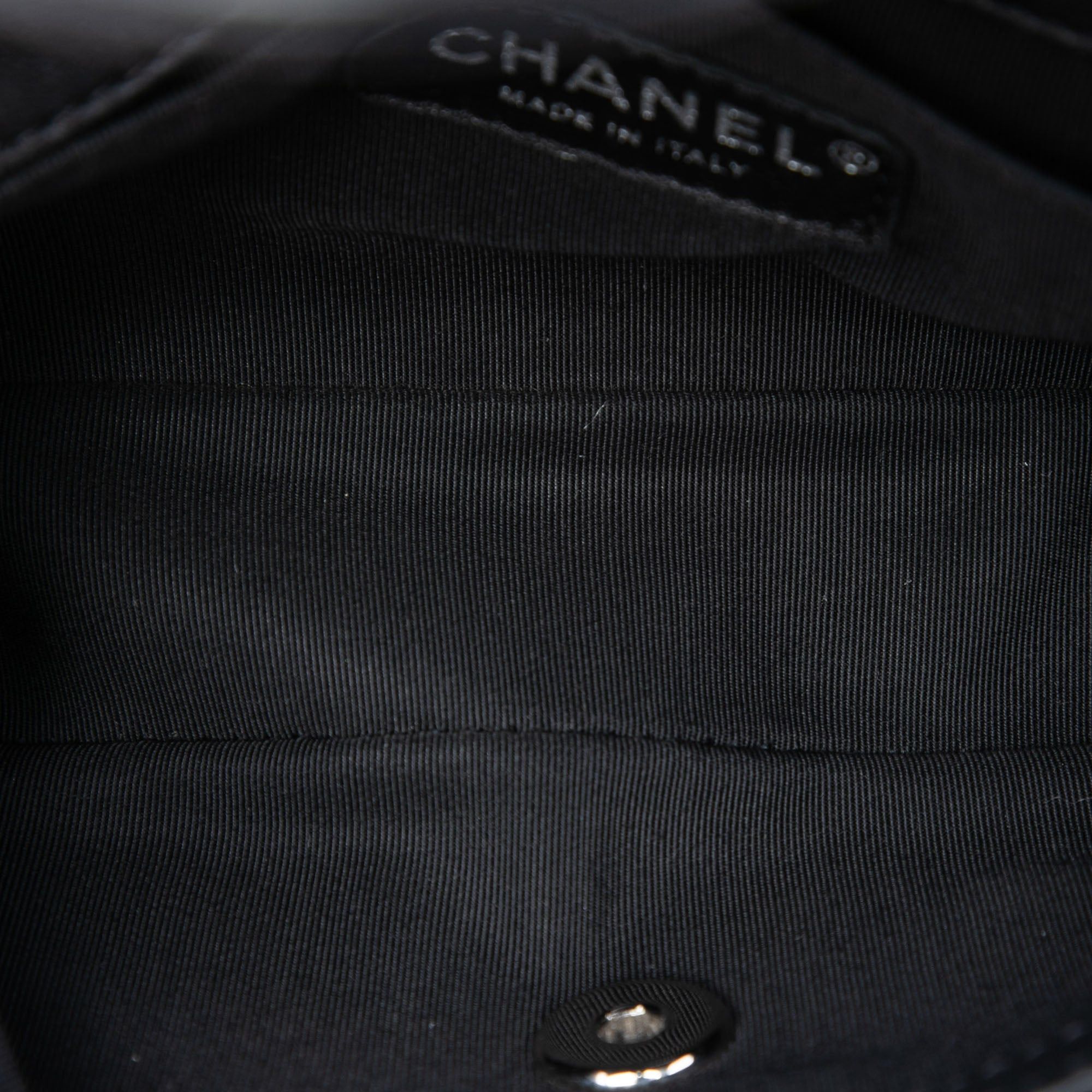 Chanel Mini CC Chevron Calfskin Single Flap Size ONE SIZE - 4 Thumbnail