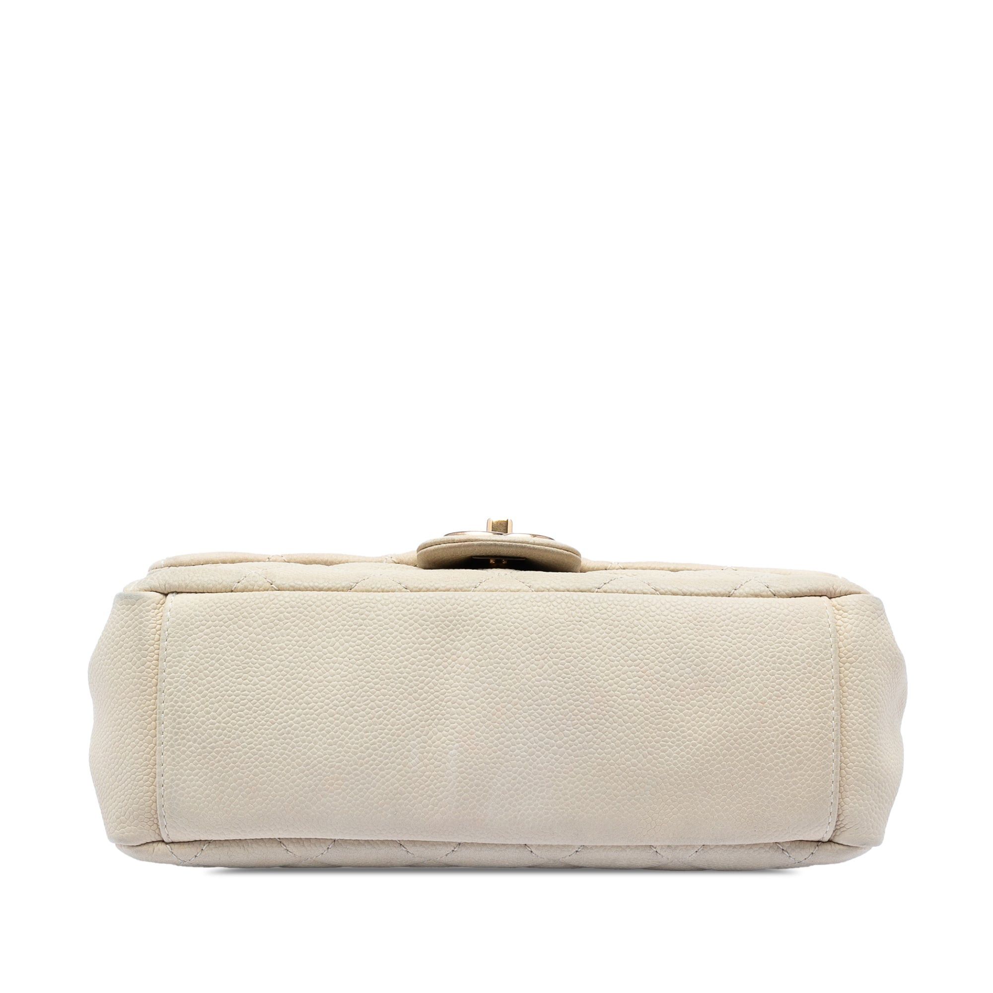 Chanel Medium CC Quilted Caviar Chic Flap Size ONE SIZE - 3 Thumbnail