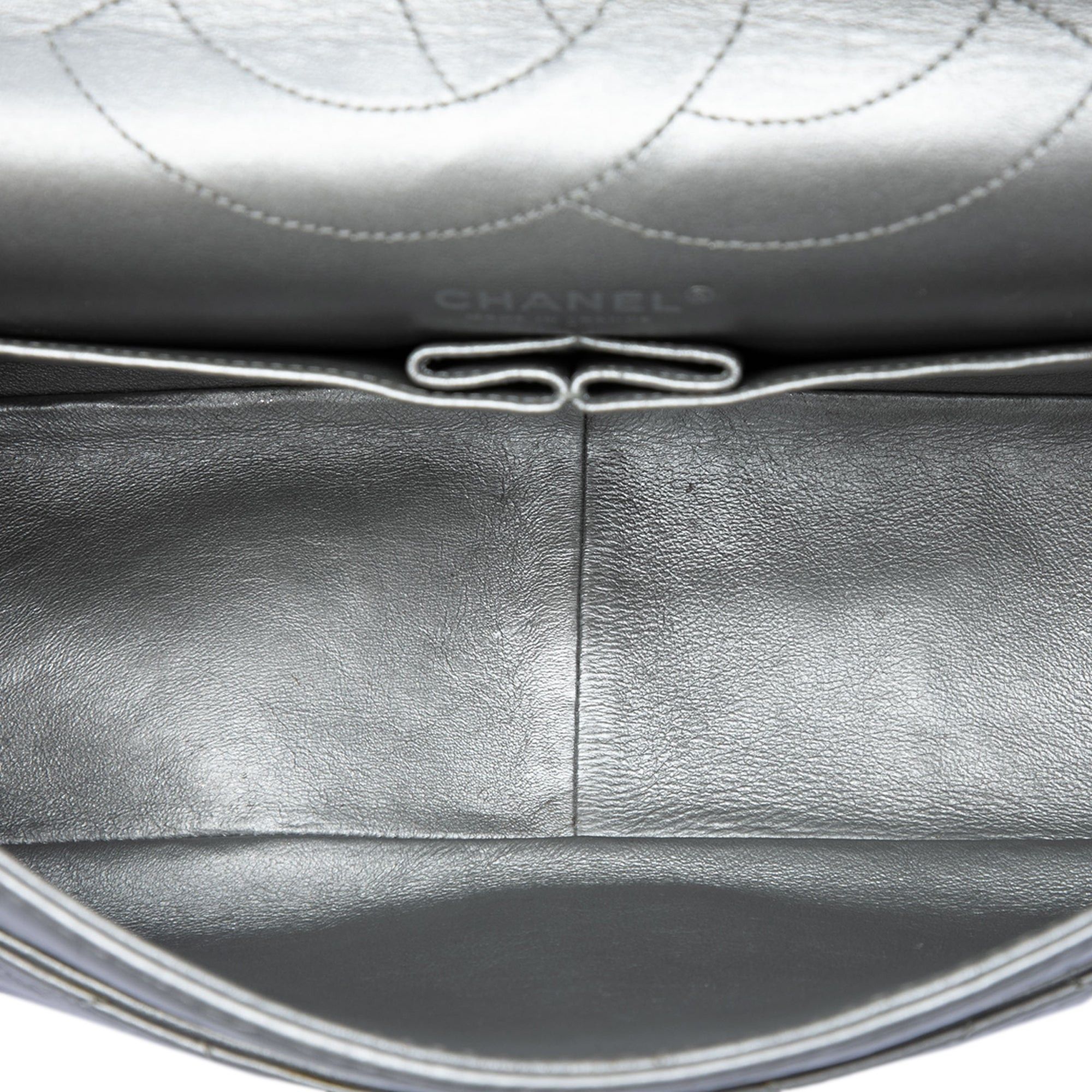Chanel Quilted Metallic Aged Calfskin Reissue 2.55 Double Flap 227 Size ONE SIZE - 4 Thumbnail