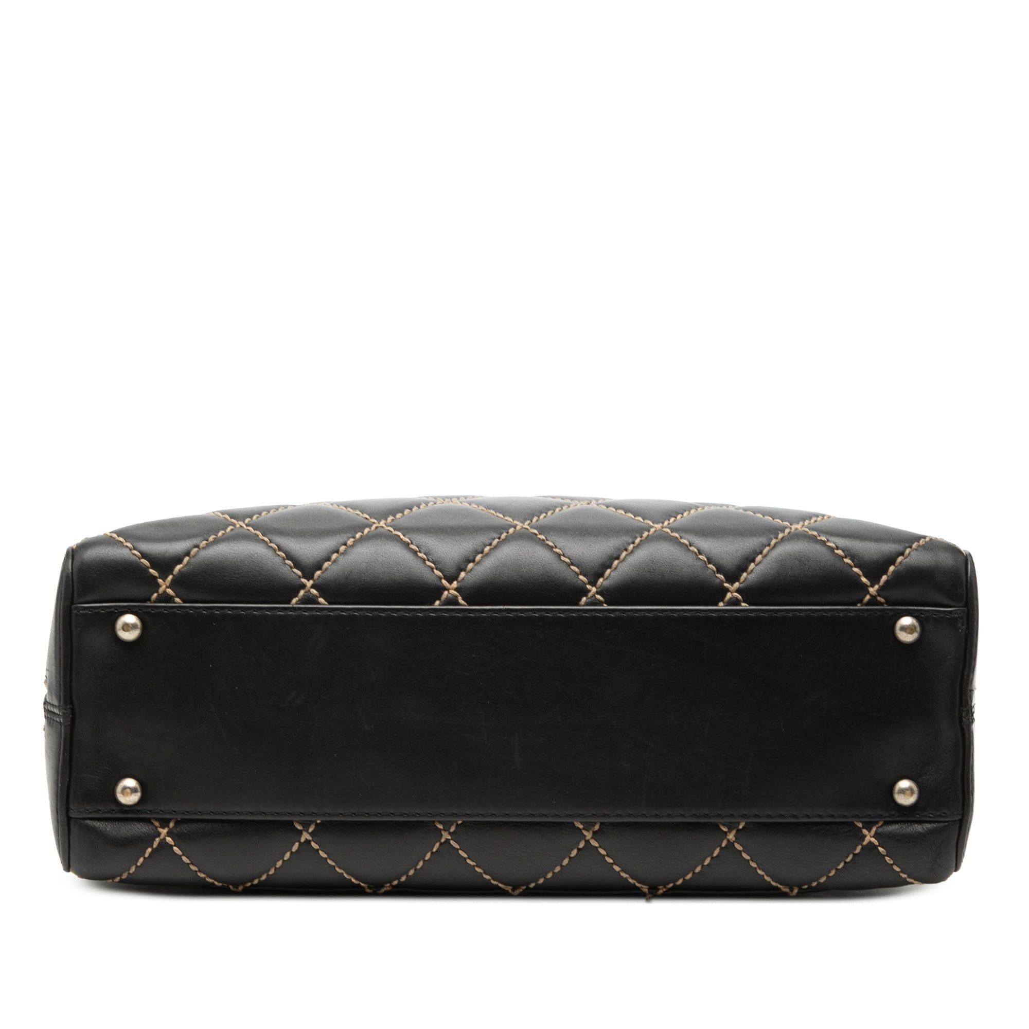 Chanel CC Lambskin Wild Stitch Handbag Size ONE SIZE - 3 Thumbnail