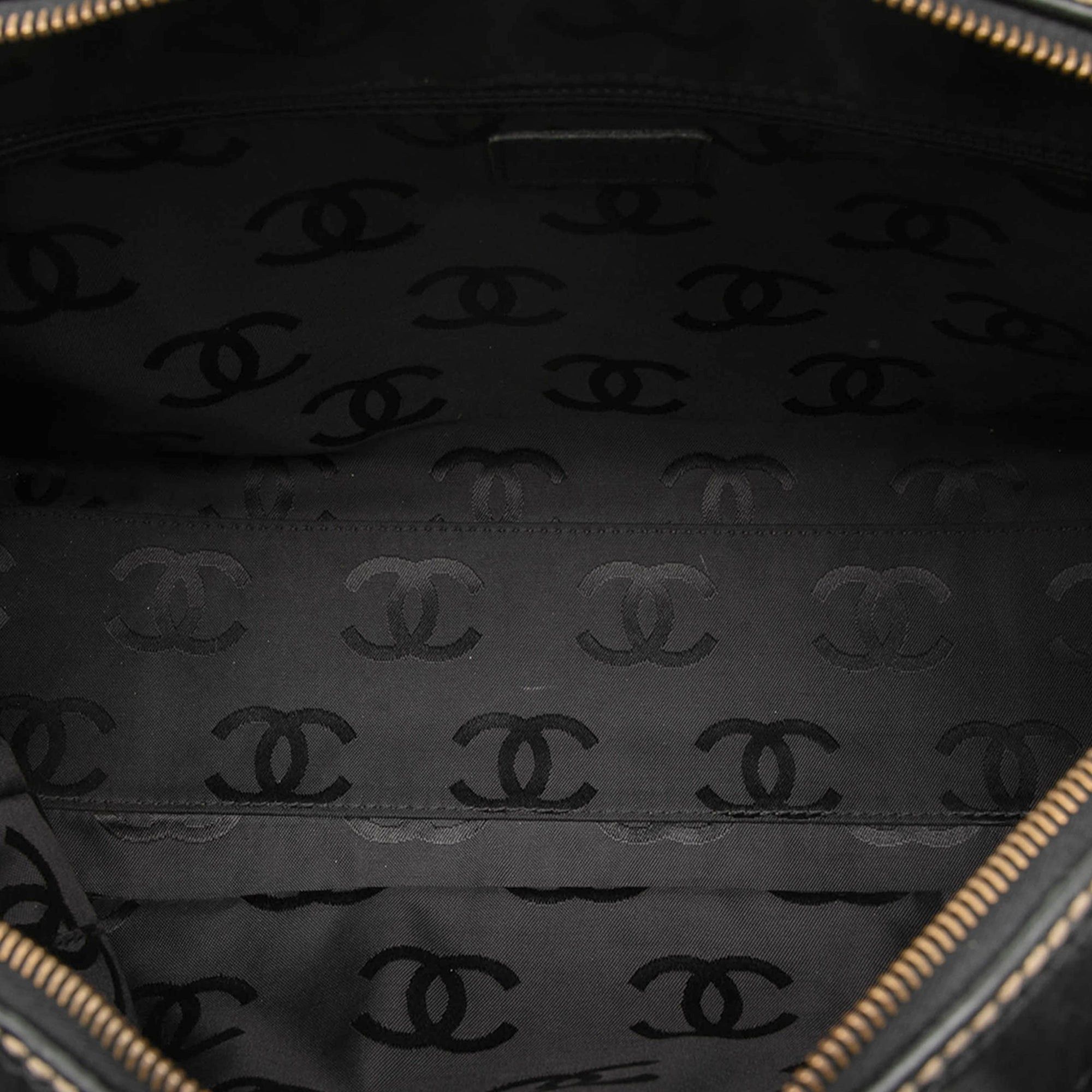 Chanel CC Lambskin Wild Stitch Handbag Size ONE SIZE - 4 Thumbnail