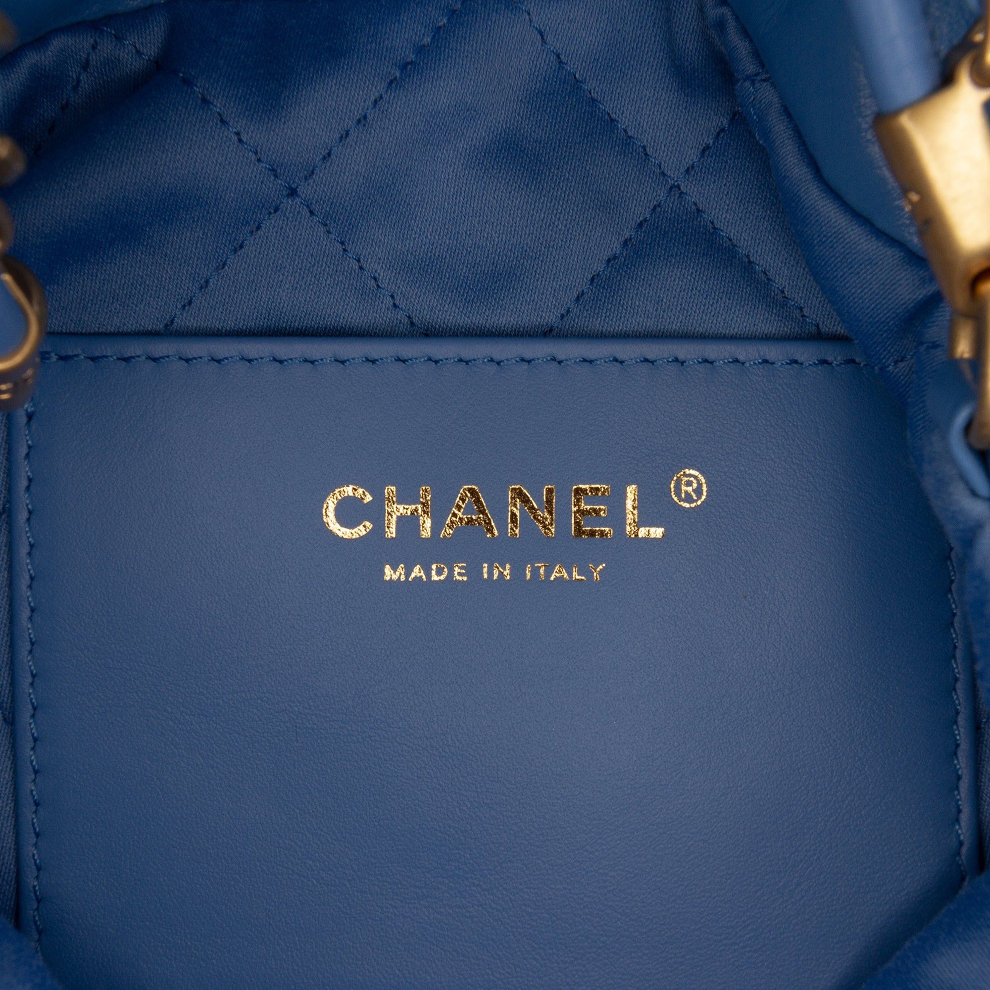 Chanel Mini Shiny Calfskin 22 Handbag Size ONE SIZE - 5 Thumbnail