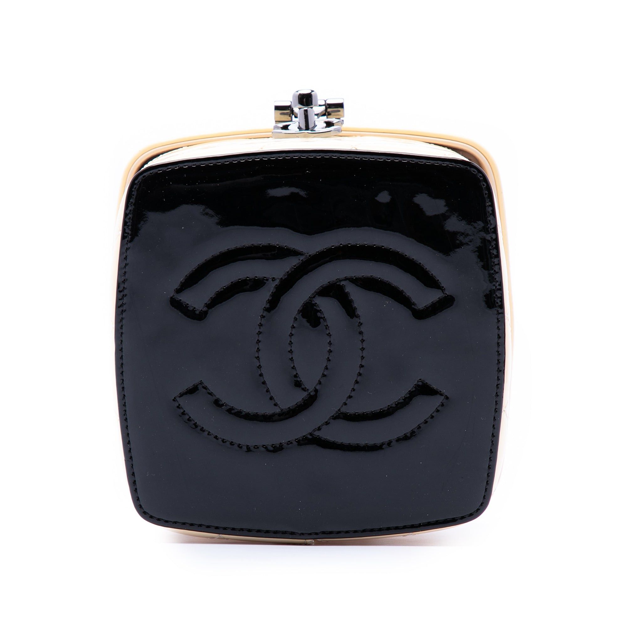 Chanel Mini CC Quilted Patent Vanity Bag Size ONE SIZE - 3 Thumbnail