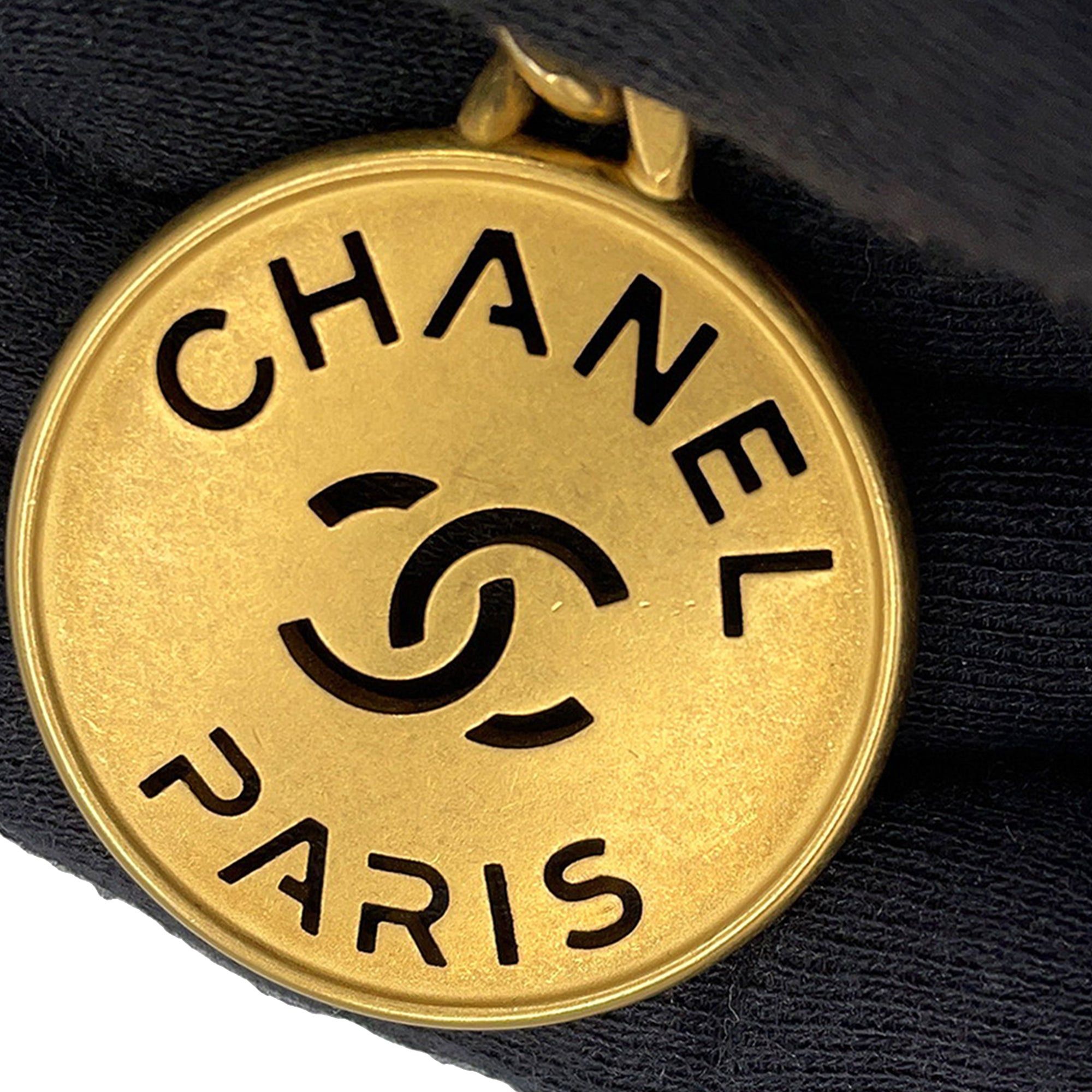 Chanel Mini Shiny Calfskin 22 Handbag Size ONE SIZE - 10 Thumbnail
