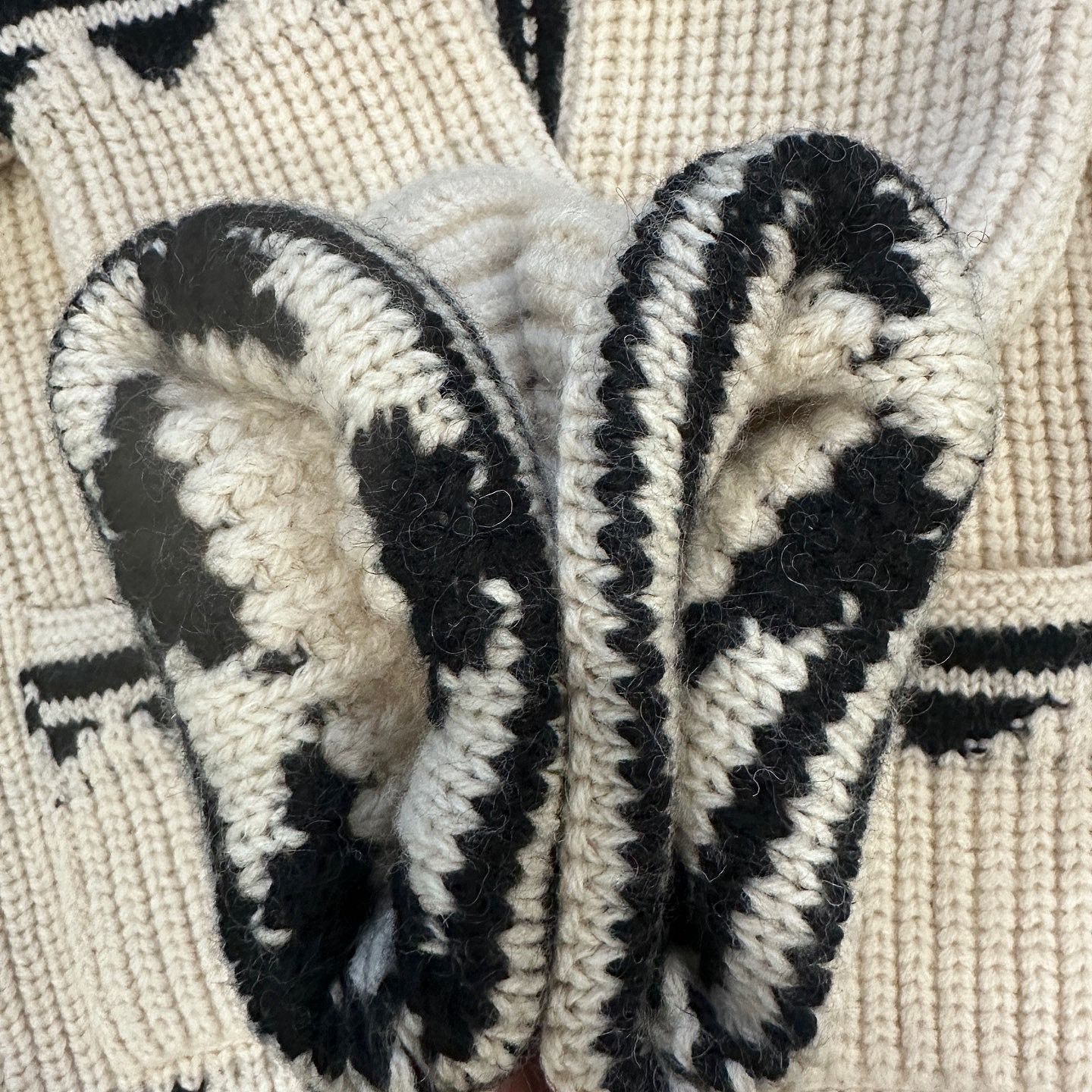 Saint Laurent Paris Saint Laurent Geometric Jacquard Hooded Cardigan Size XXL Size US XXL / EU 58 / 5 - 10 Thumbnail