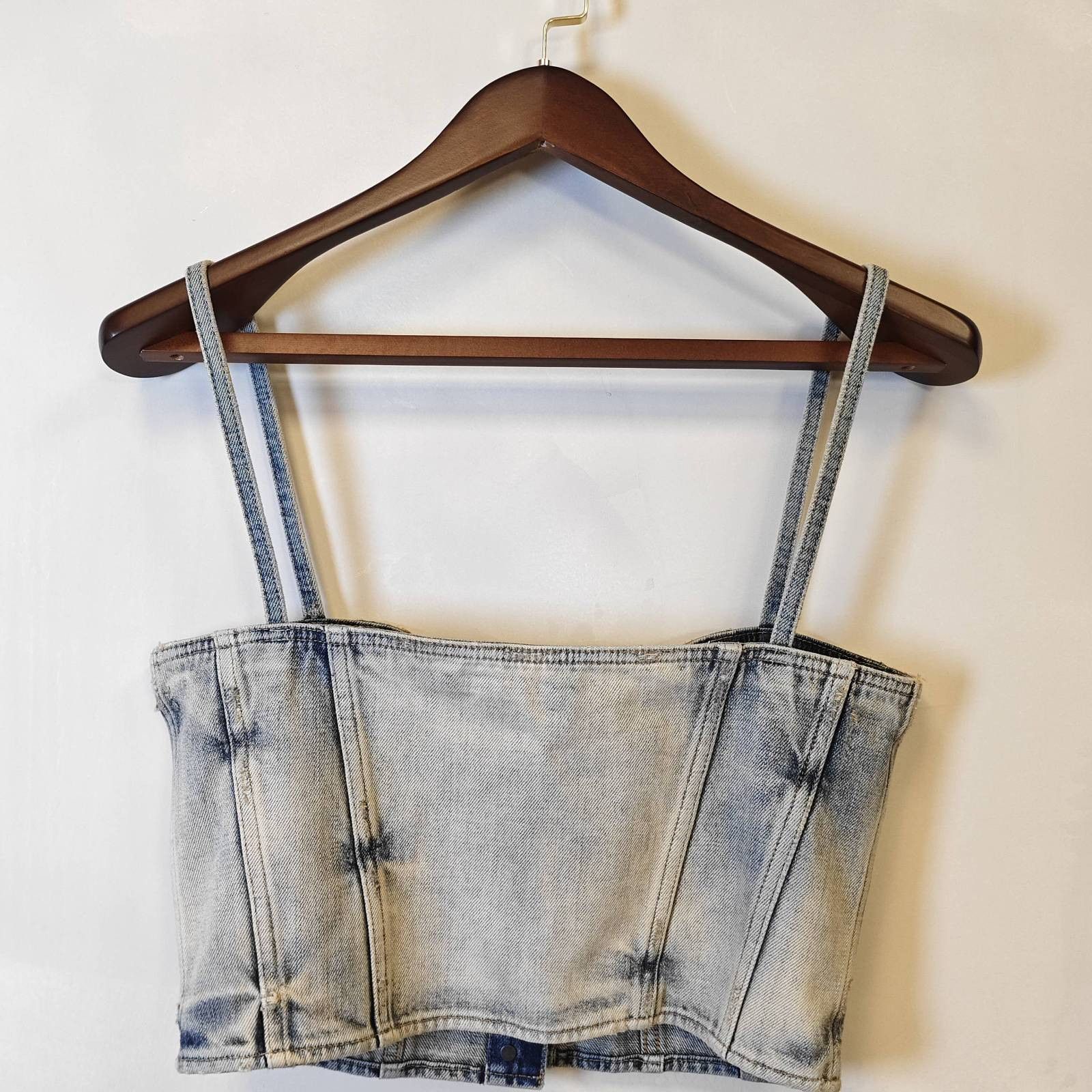 Saint Laurent Paris Saint Laurent Light Blue Denim Crop Top Size 40 Size M / US 6-8 / IT 42-44 - 2 Thumbnail