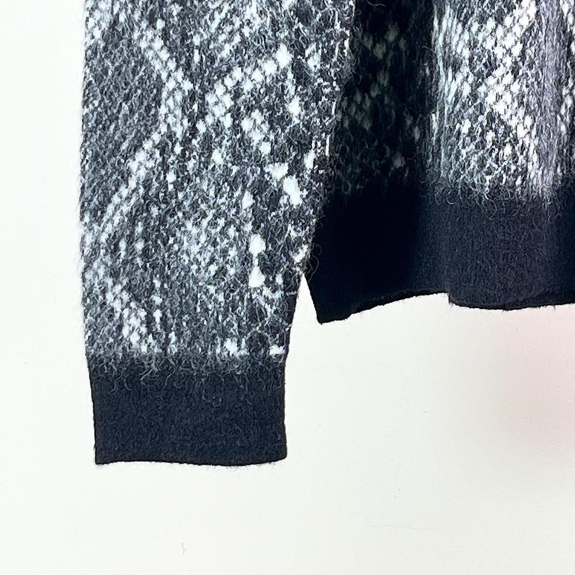 Saint Laurent Paris Saint Laurent Jacquard Pattern Sweater Size L Size L / US 10 / IT 46 - 6 Thumbnail