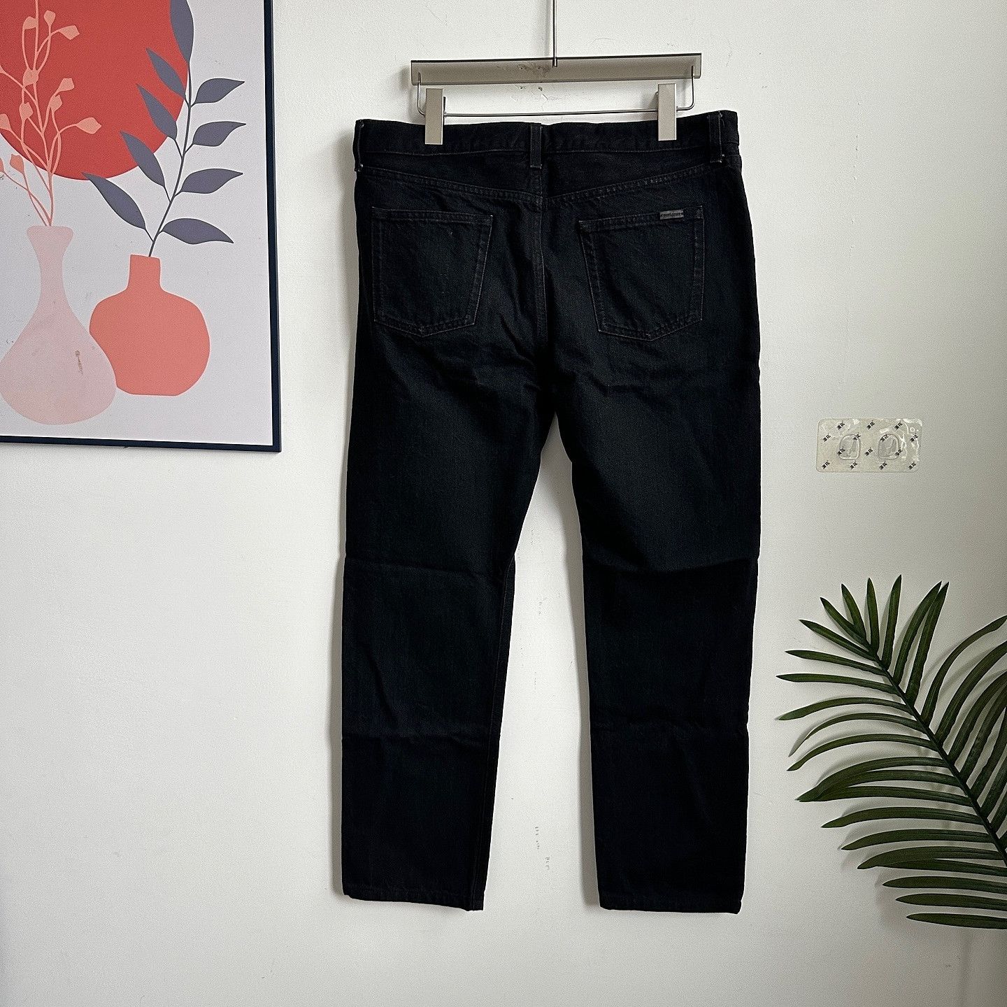 Saint Laurent Paris Saint Laurent Black Straight Leg Jeans Size 31 Size US 31 - 2 Thumbnail