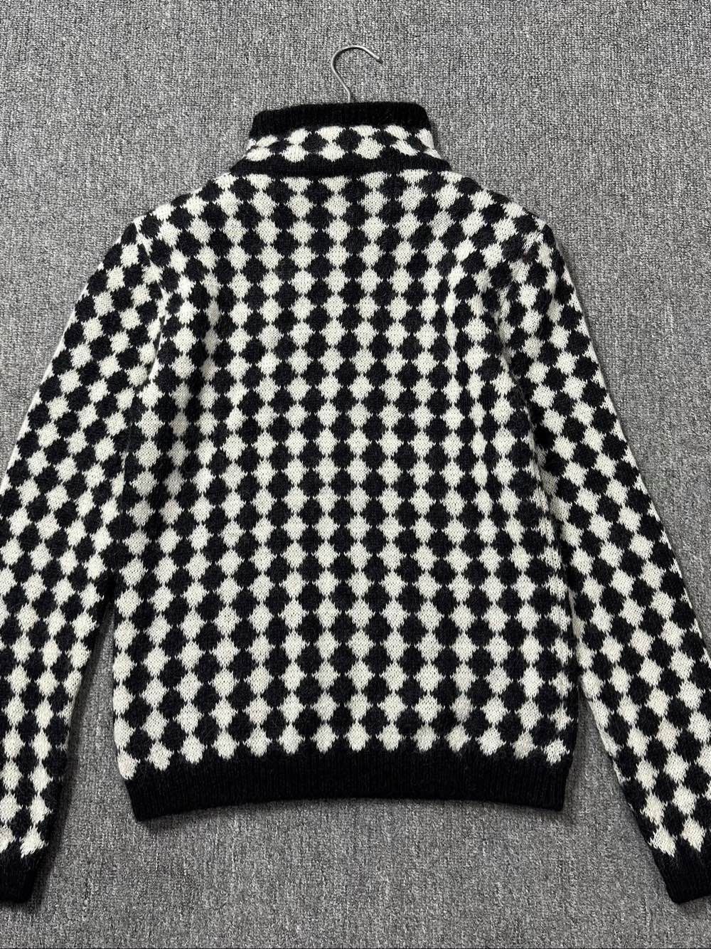 Saint Laurent Paris Saint Laurent Geometric Pattern Wool Sweater Size S Size US S / EU 44-46 / 1 - 2 Thumbnail