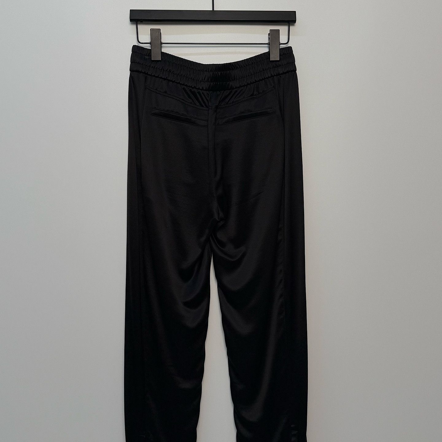 Saint Laurent Paris Saint Laurent Silk Trousers Size 36 Size 26" / US 2 / IT 38 - 2 Thumbnail