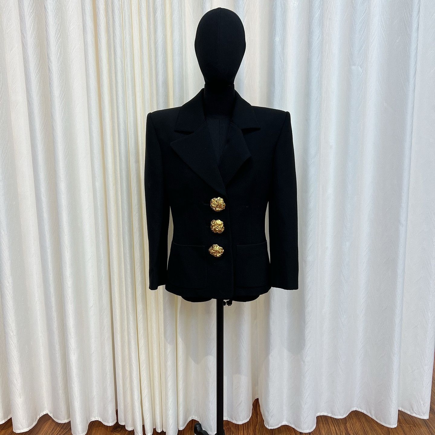 Saint Laurent Paris Saint Laurent Gold Button Wool Blazer Size 38 Size S / US 4 / IT 40 - 7 Thumbnail