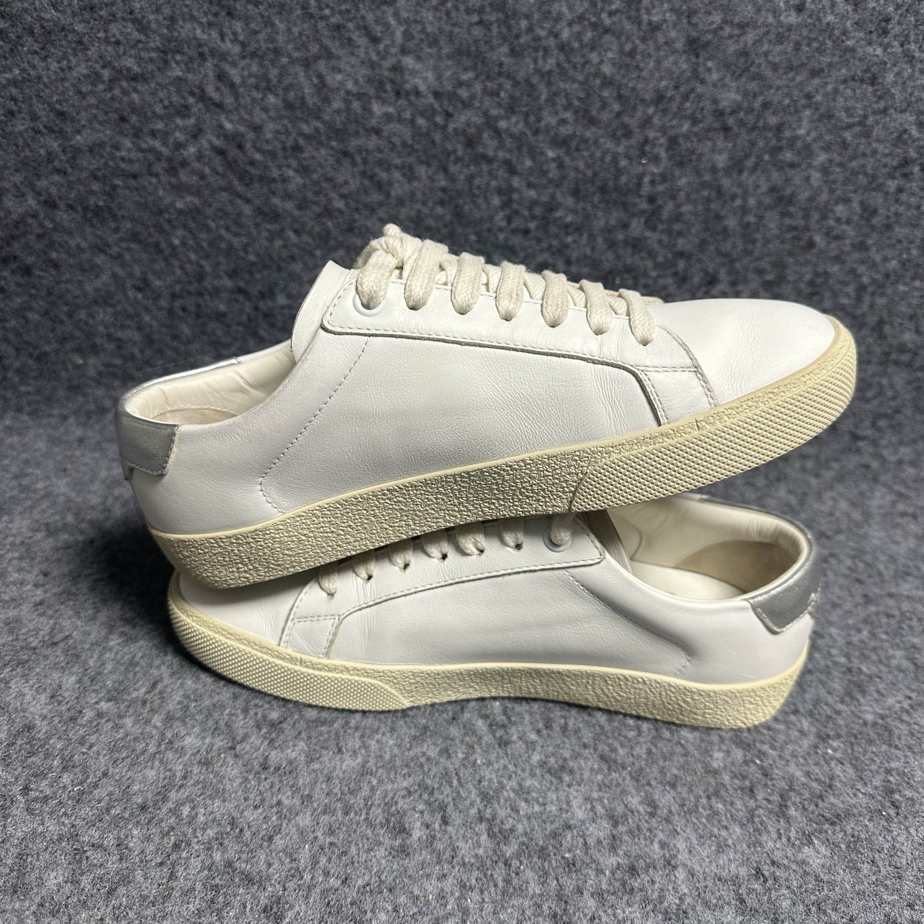 Saint Laurent Paris Saint Laurent White Leather Low-Top Sneakers Size 35 Size US 5 / IT 35 - 6 Thumbnail