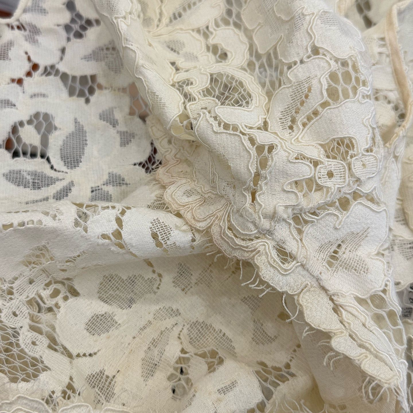 Saint Laurent Paris Saint Laurent Floral Lace Tank Top Size 38 Size S / US 4 / IT 40 - 8 Thumbnail
