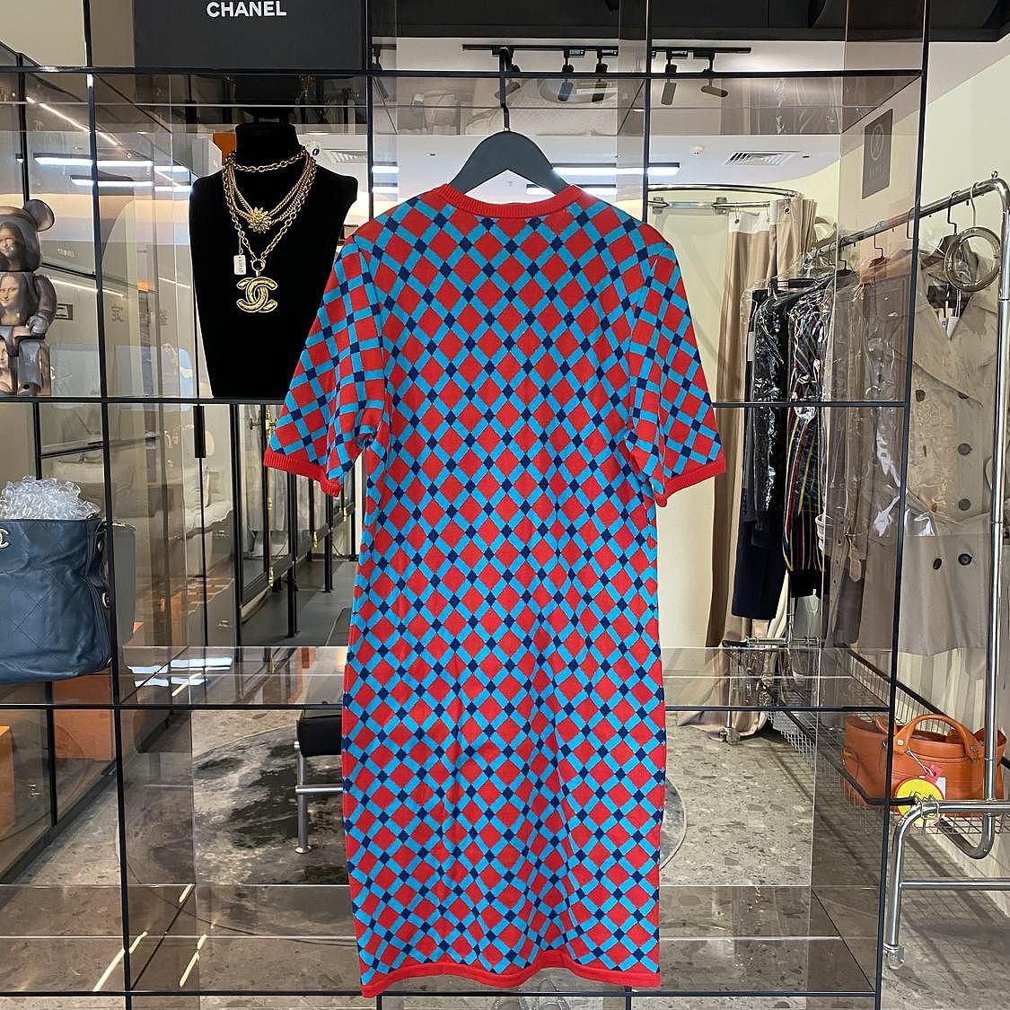 Saint Laurent Paris Saint Laurent Geometric Knit Button Up Dress M Size M / US 6-8 / IT 42-44 - 2 Thumbnail