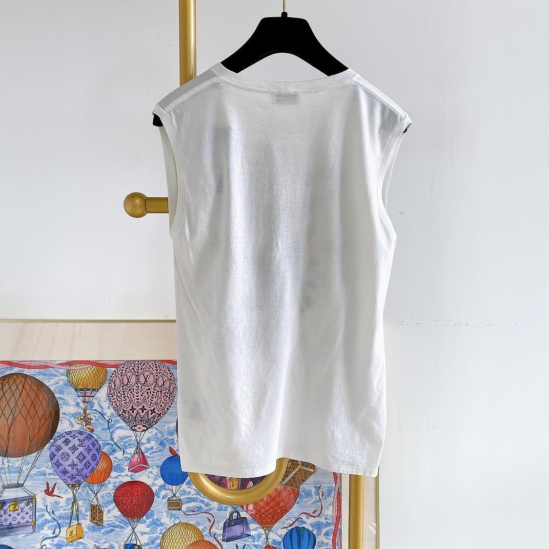 Saint Laurent Paris Saint Laurent Graphic Logo Tank Top Size S Size S / US 4 / IT 40 - 2 Thumbnail