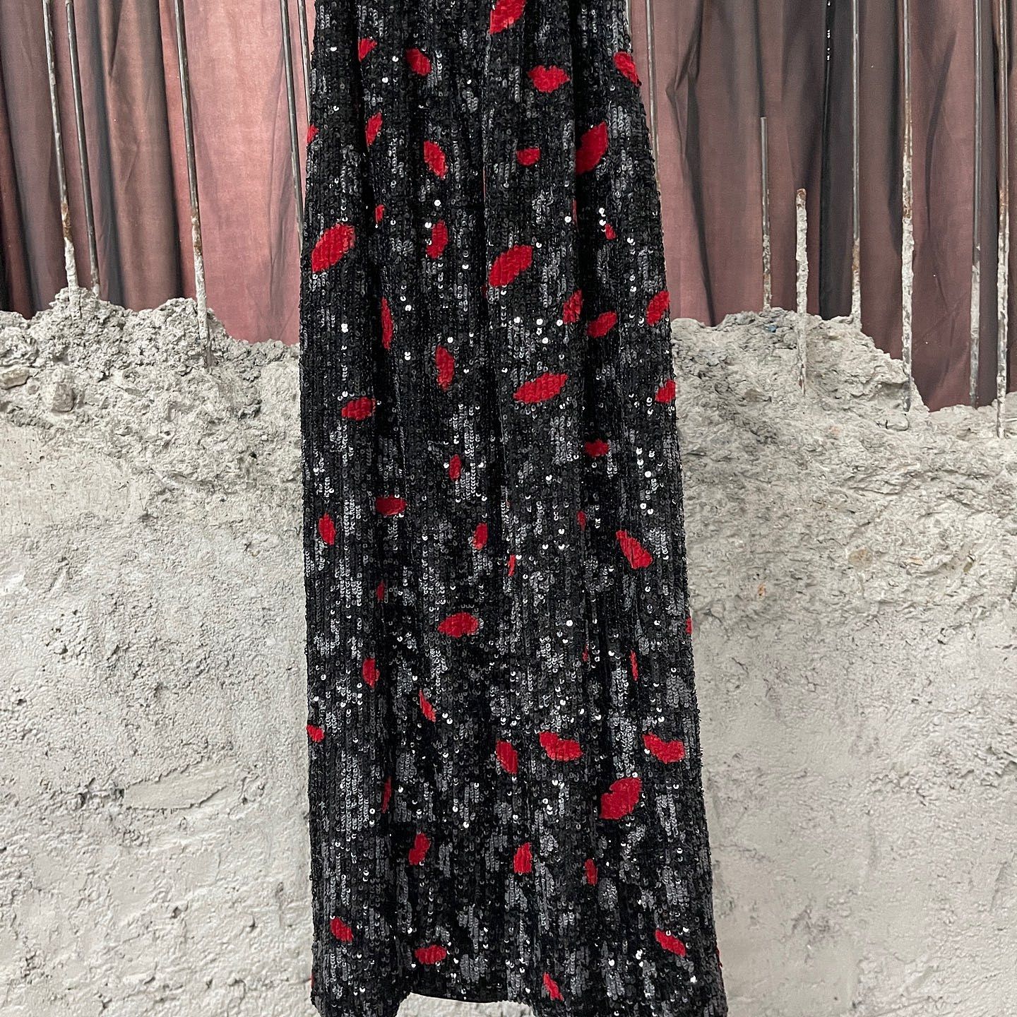 Saint Laurent Paris Saint Laurent Lips Sequin Mini Dress Size XS Size XS / US 0-2 / IT 36-38 - 6 Thumbnail