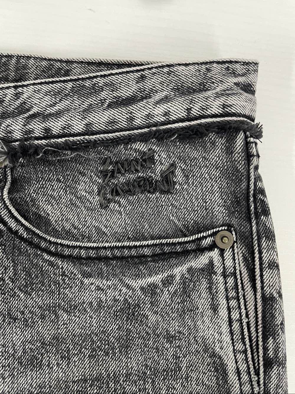 Saint Laurent Paris Saint Laurent Washed Denim Jeans Size 30 Size US 30 / EU 46 - 7 Thumbnail