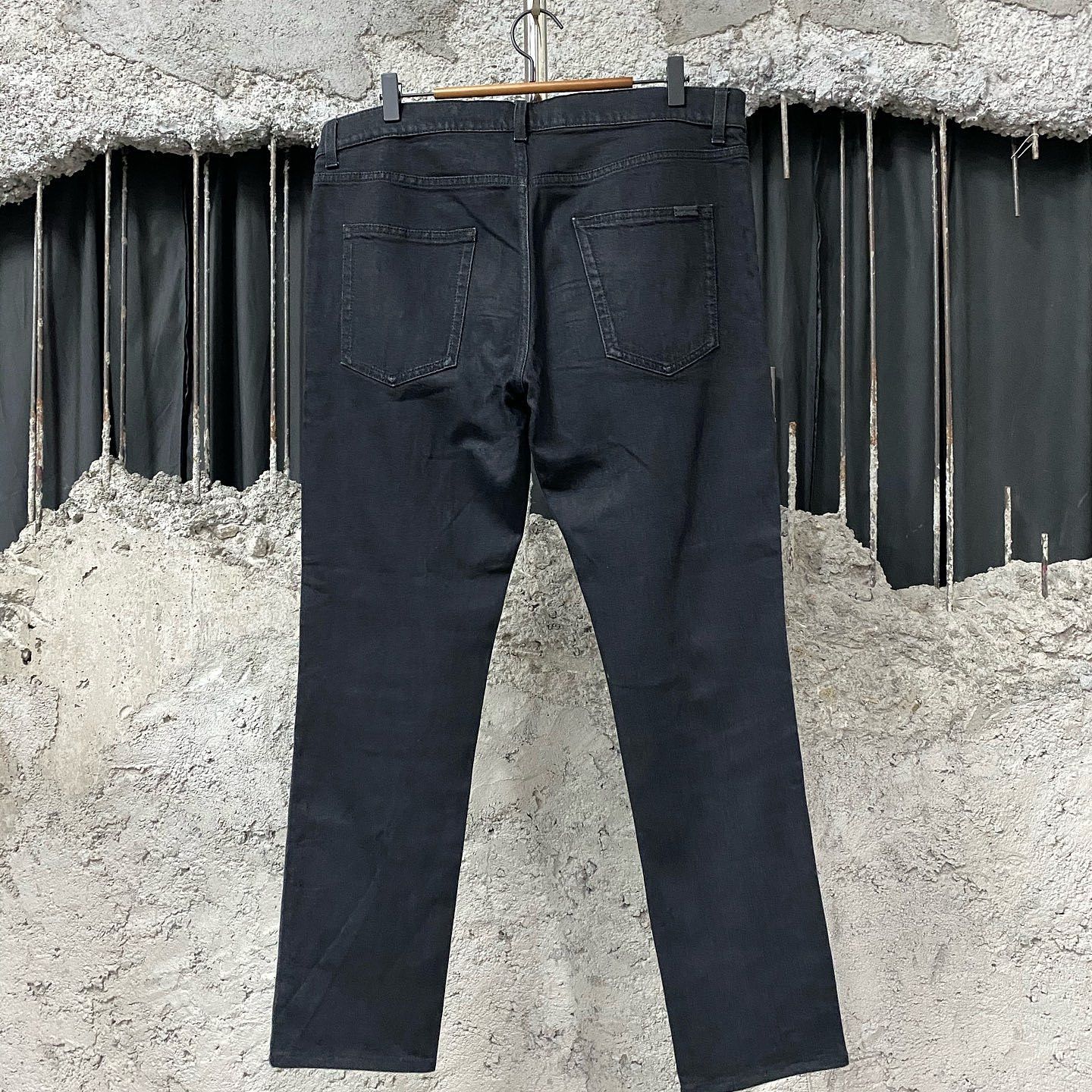 Saint Laurent Paris Saint Laurent Black Denim Jeans Size 34 Size US 34 / EU 50 - 2 Thumbnail