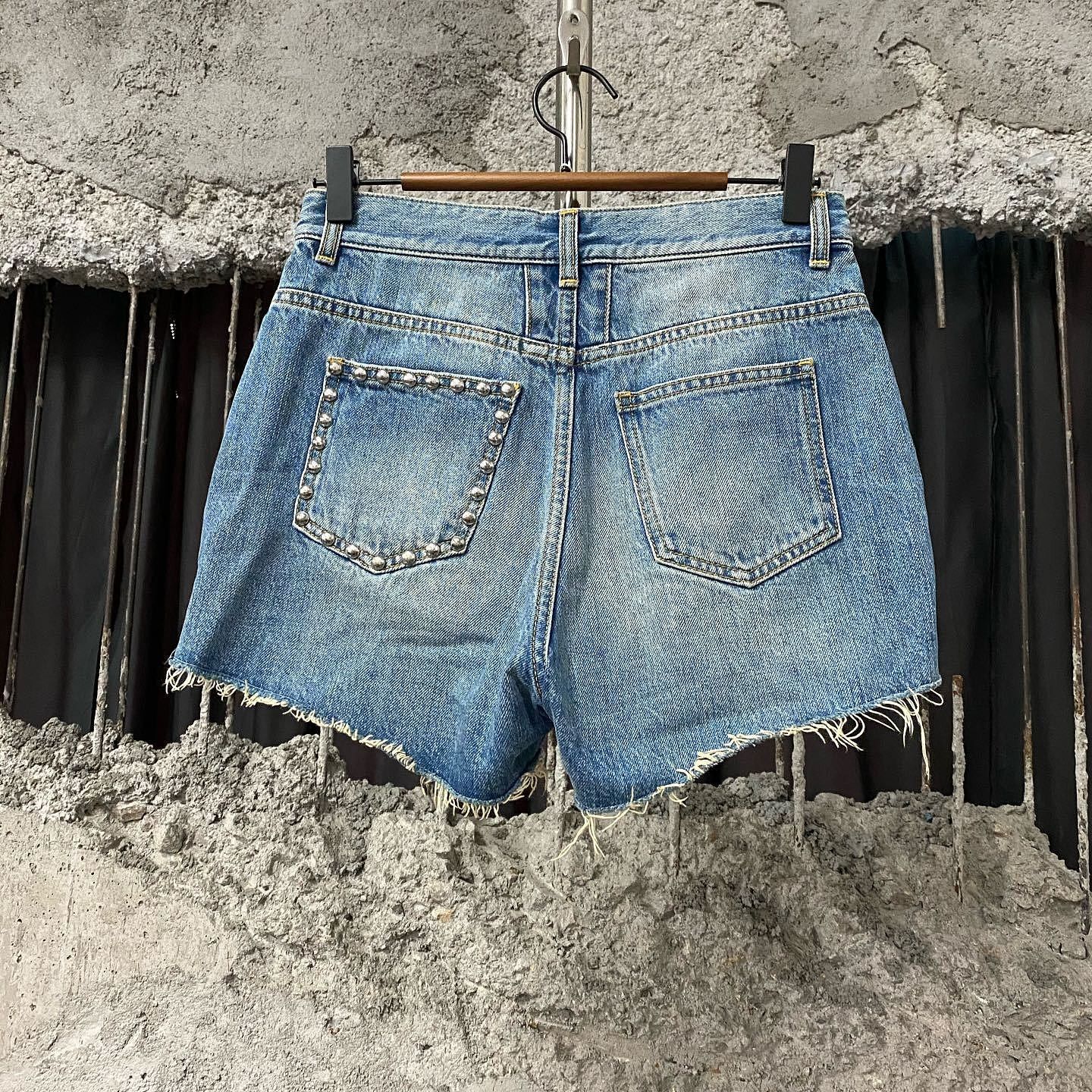 Saint Laurent Paris Saint Laurent Studded Denim Shorts Size 27 Size 27" / US 4 / IT 40 - 2 Thumbnail