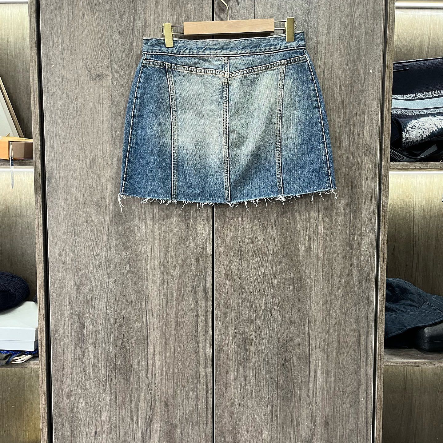 Saint Laurent Paris Saint Laurent Button Front Mini Skirt Size 27 Size 27" / US 4 / IT 40 - 2 Thumbnail