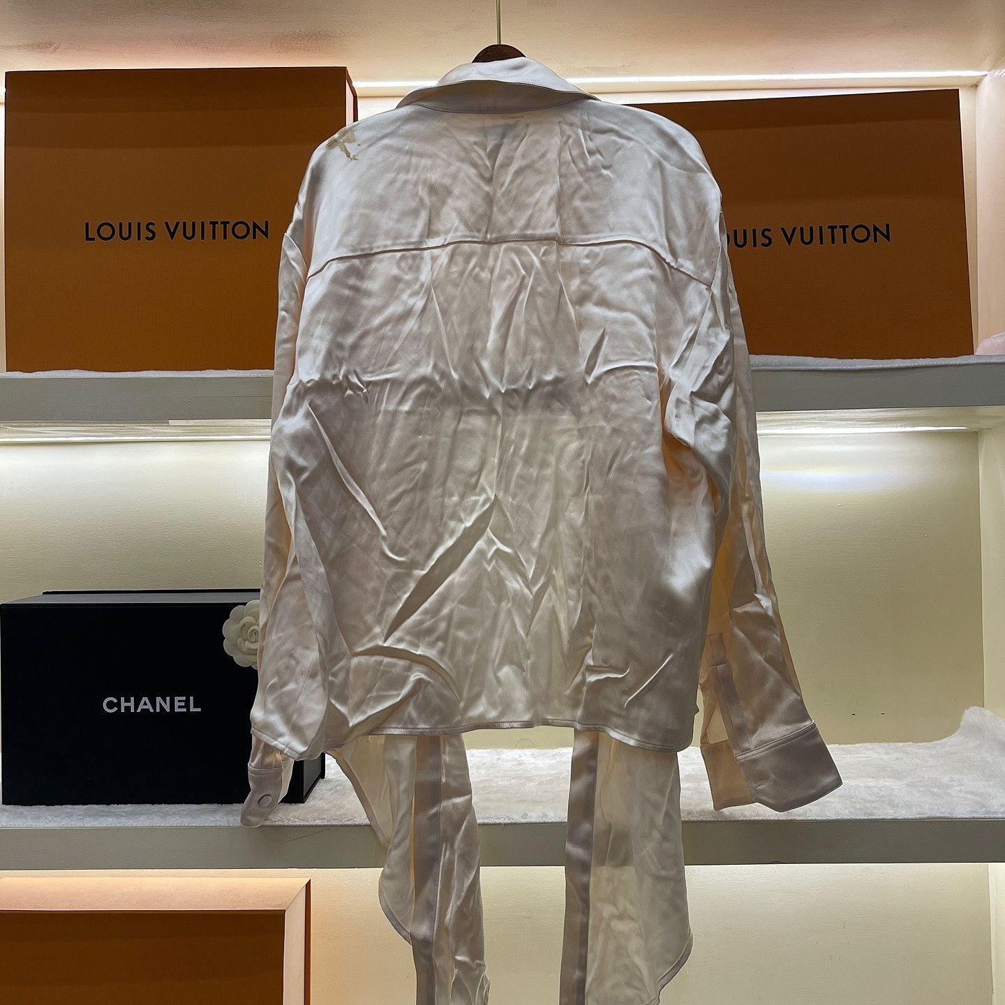 Saint Laurent Paris Saint Laurent Silk Draped Blouse Size 34 Size XS / US 0-2 / IT 36-38 - 2 Thumbnail