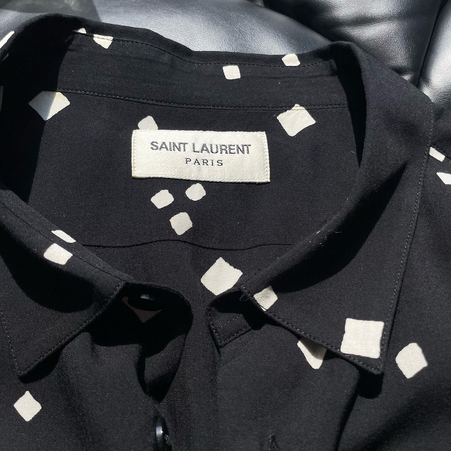 Saint Laurent Paris Saint Laurent Geometric Print Button Up Shirt Size S Size US S / EU 44-46 / 1 - 3 Thumbnail