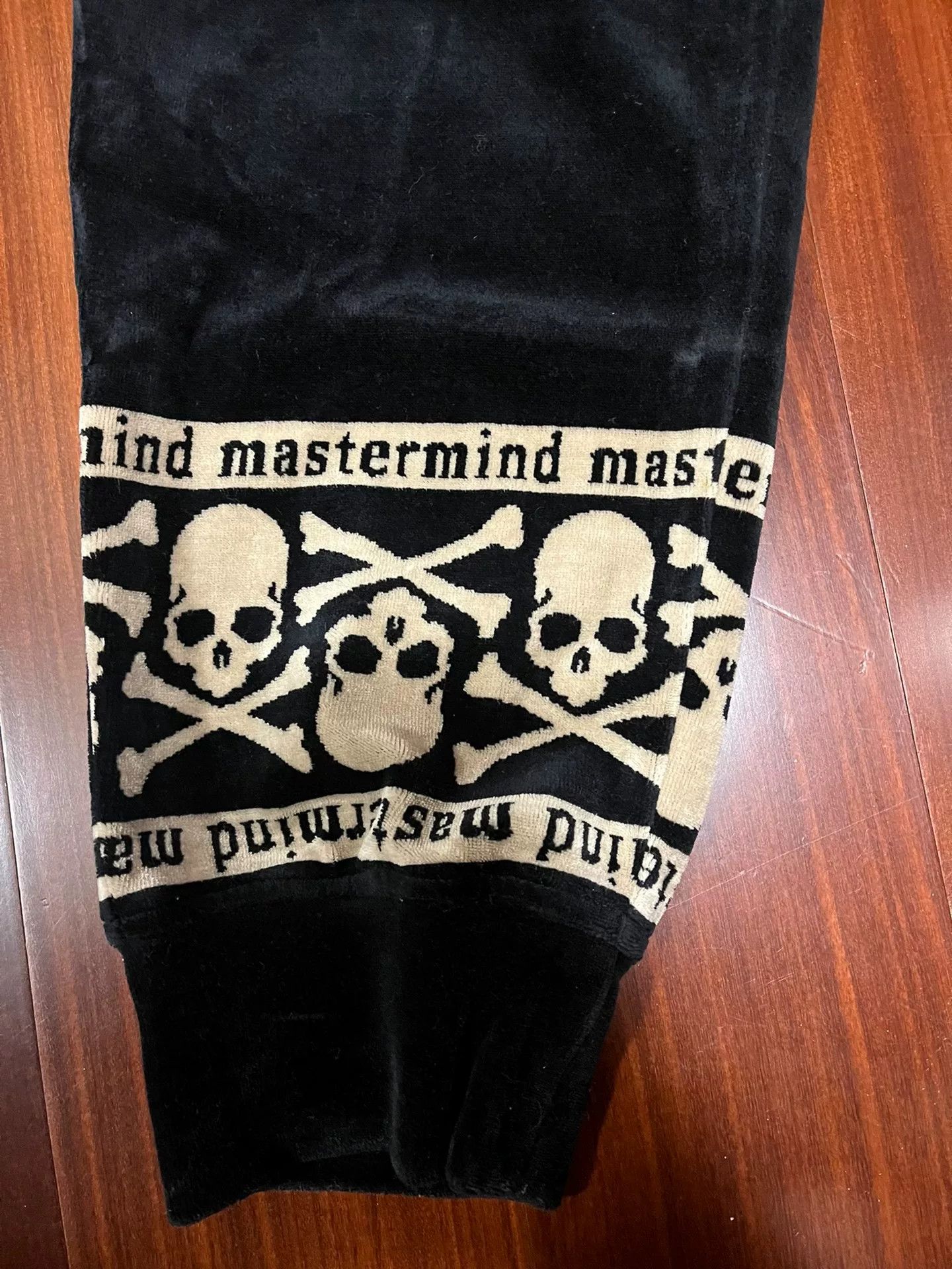 Mastermind Japan Mastermind Japan Velvet Limited Pants Size US 36 / EU 52 - 2 Thumbnail